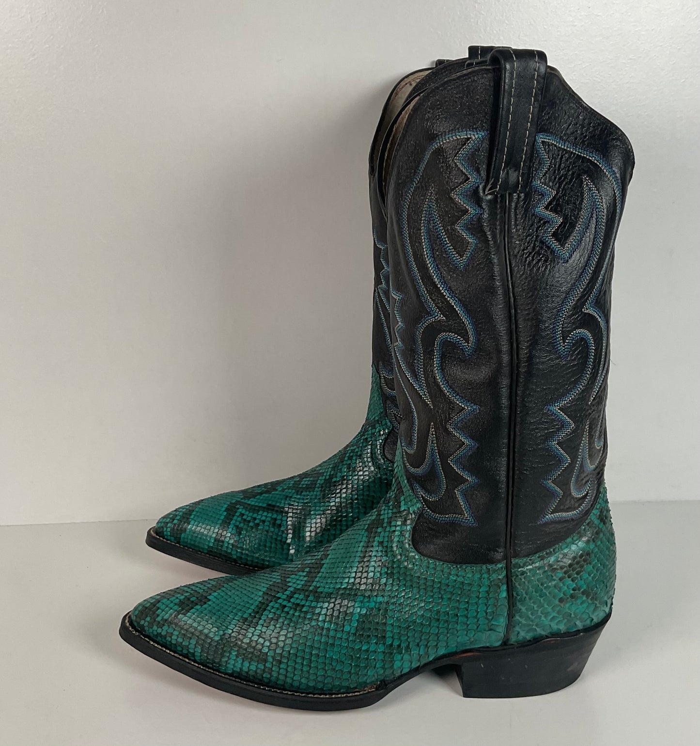 Python Snakeskin Cowboy Boots | Front Cut | Turquoise | Men’s 7.5 | Women’s 8.5