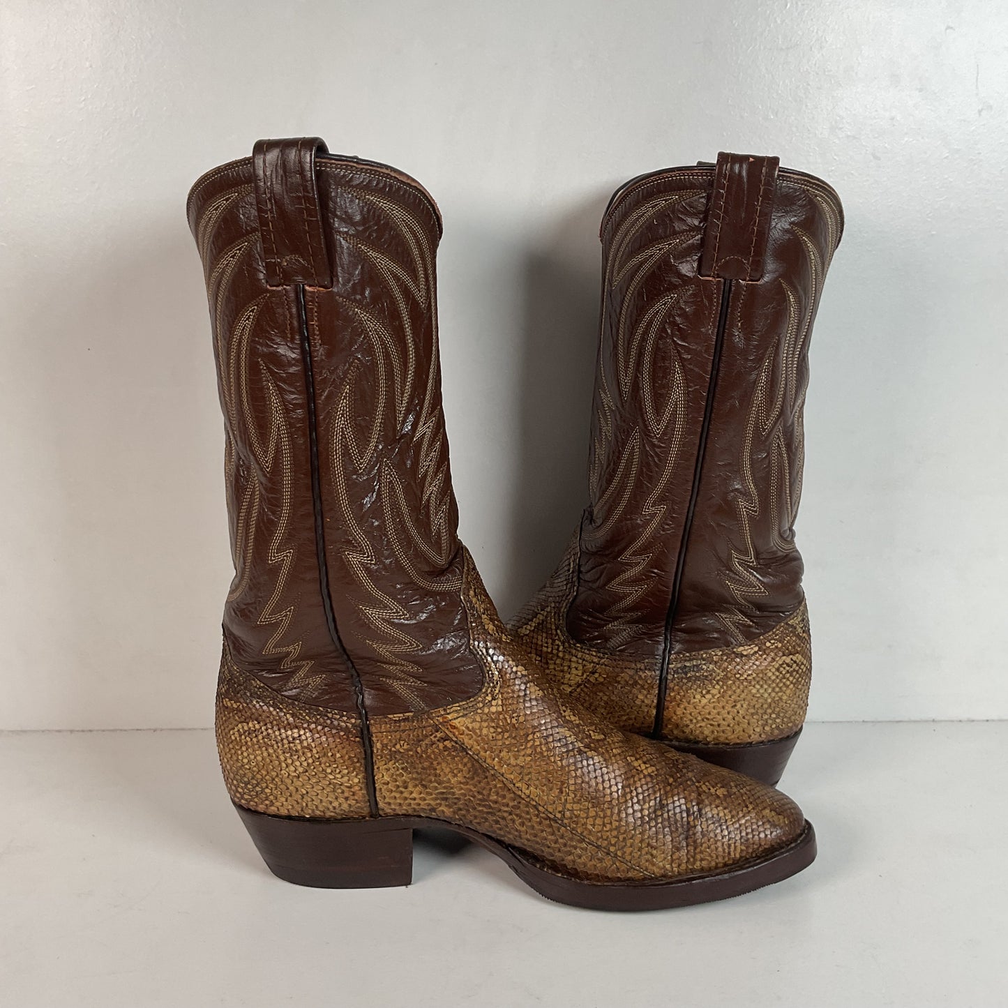 Vintage Nocona Boa Snakeskin Cowboy Boots 8 D Front Cut