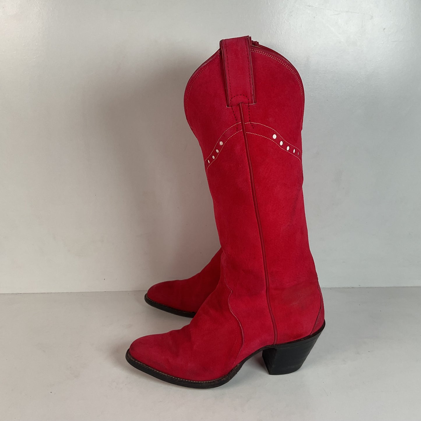 Vintage Justin Red Pig Skin Cowgirl Boots | Brush Off | USA Made | 6 B