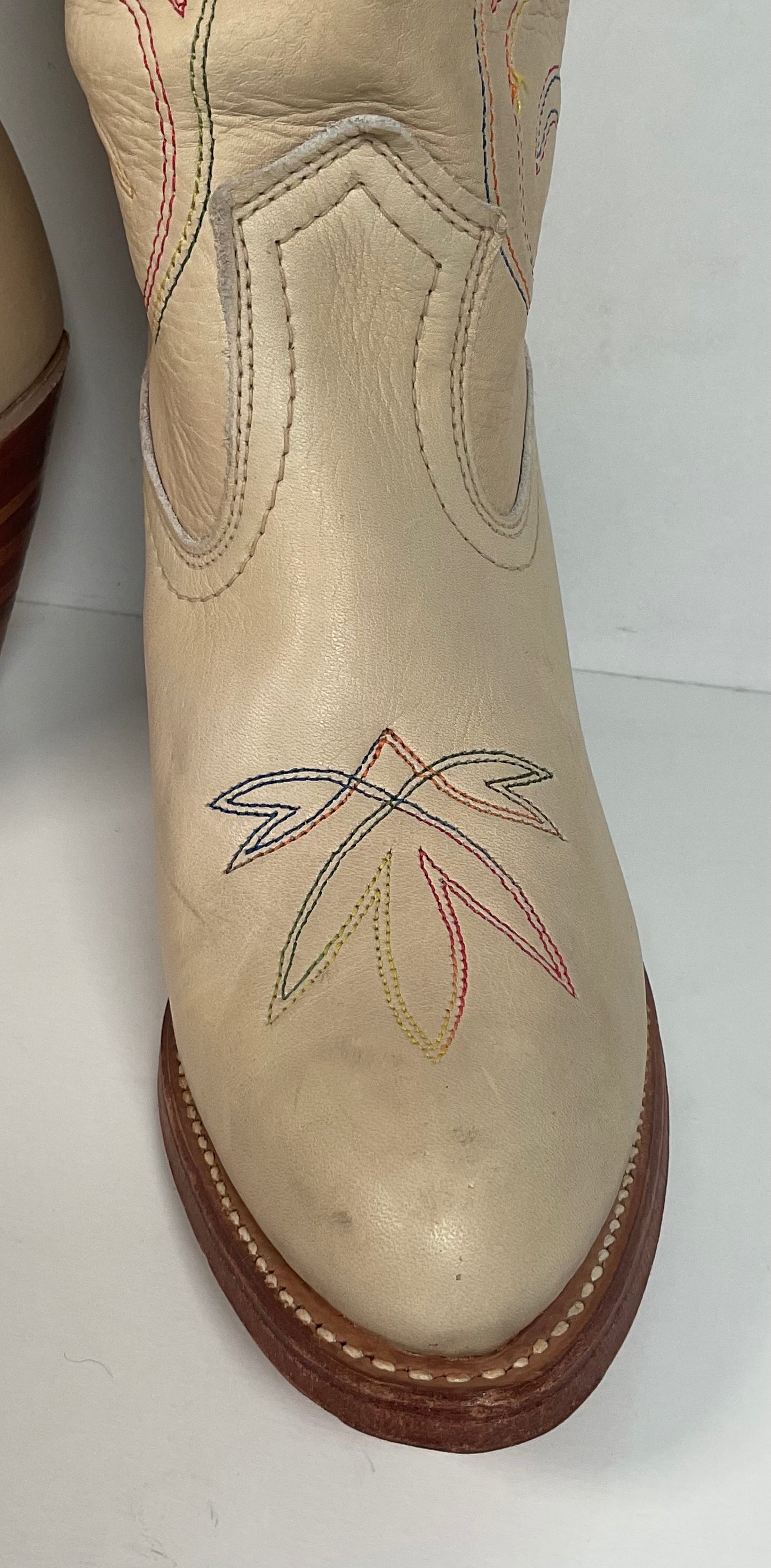Vintage Miss Capezio Tulip Cowgirl Boots 7.5 M USA Made Rainbow Stitched
