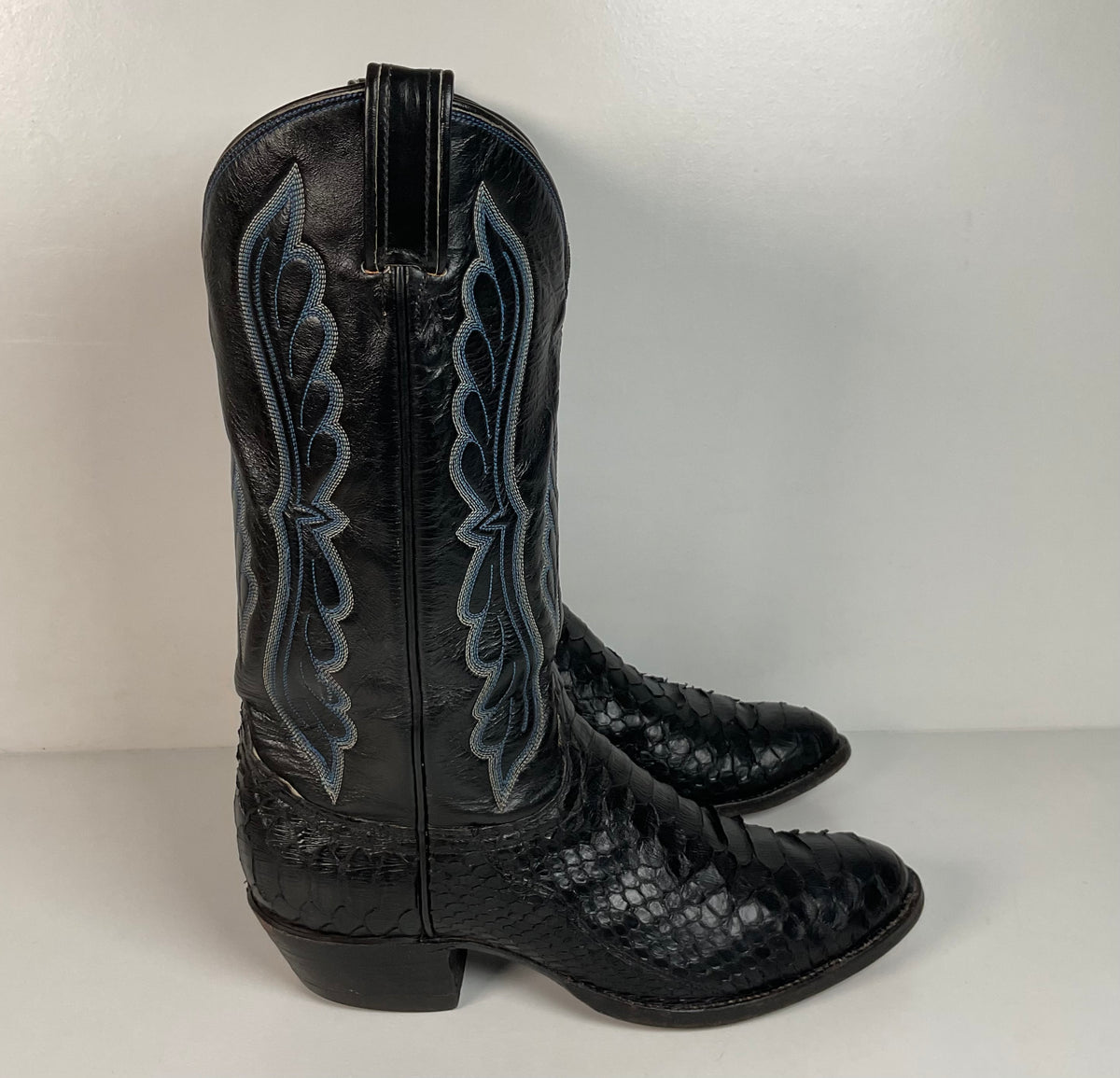 Vintage Tony Lama Boa Snakeskin Cowboy Boots | Gold Label | Men’s 9 D