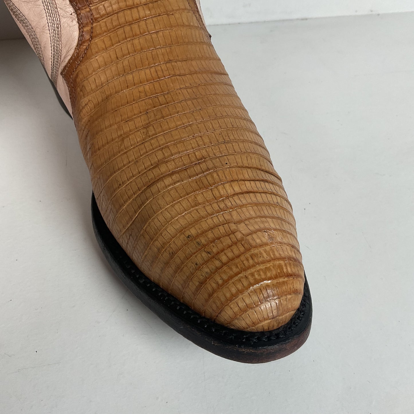 Vintage Larry Mahan Teju Lizard Cowgirl Boots | Peach | 1980s | Women’s 6 B