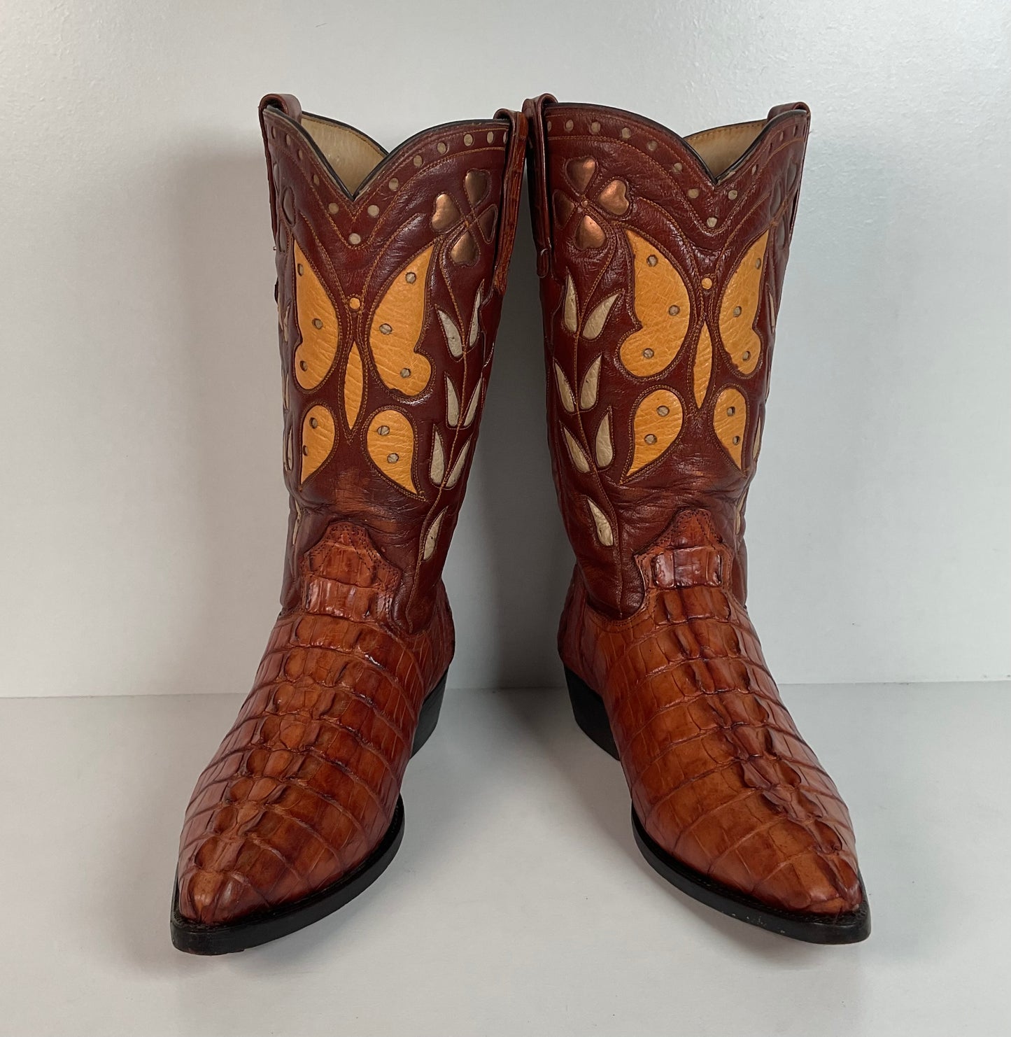 Cuadra Alligator Tail Cowgirl Boots | Butterfly Inlay | Men’s 7 | Women’s 8