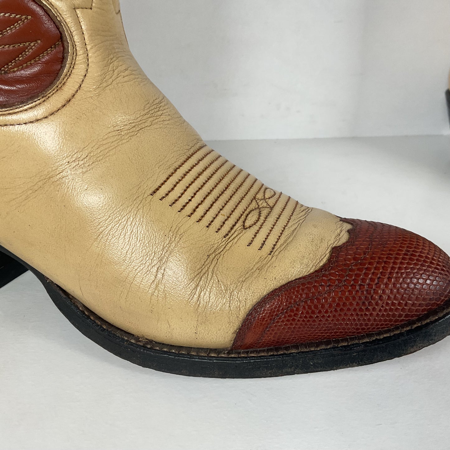 Vintage Tony Lama Urban Cowboy Boots | Lizard Wingtip | Gold Label | Men’s 9 B
