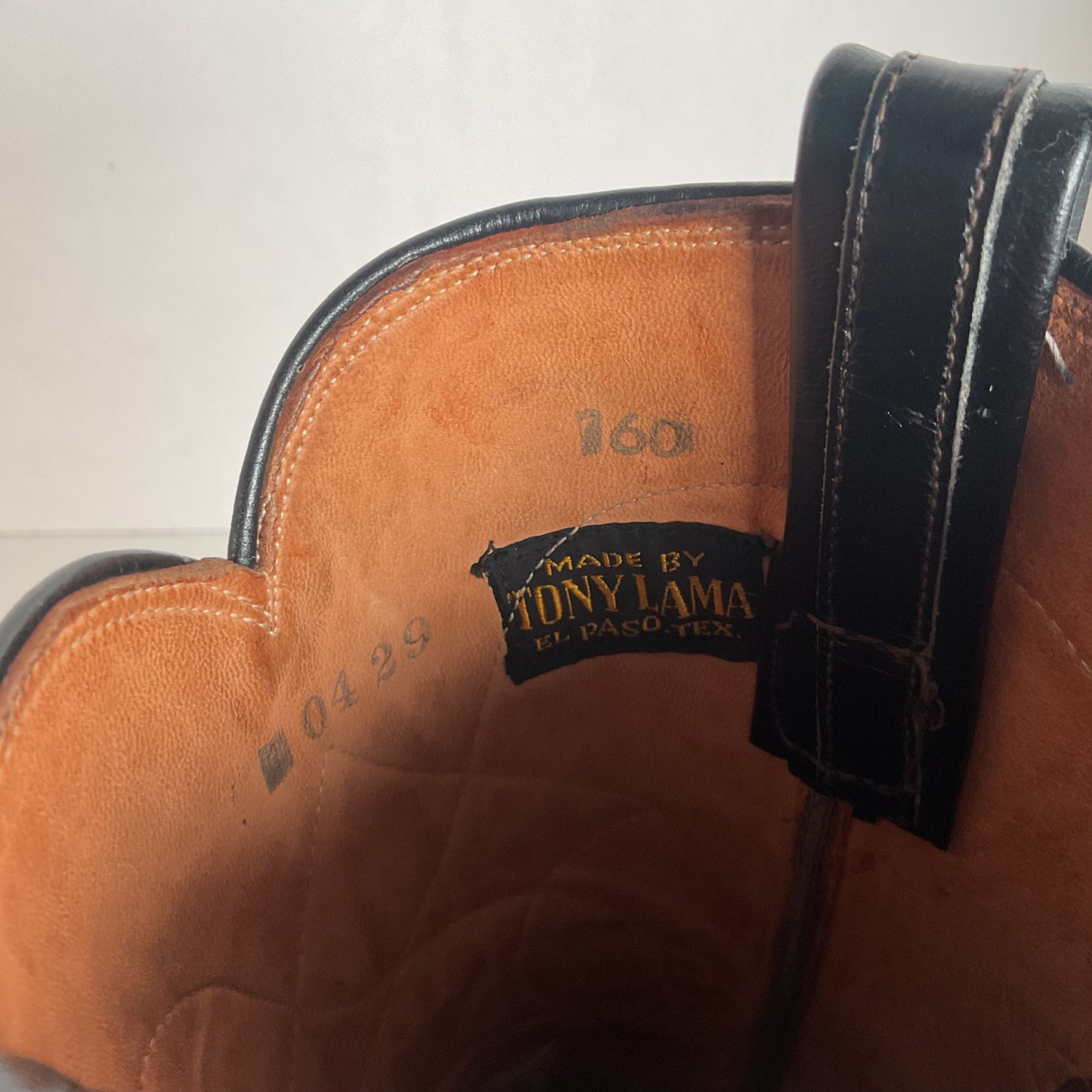 1960s Tony Lama Cowboy Boots Men’s 6 Extra Narrow | Women’s 7 Alligator Wingtip