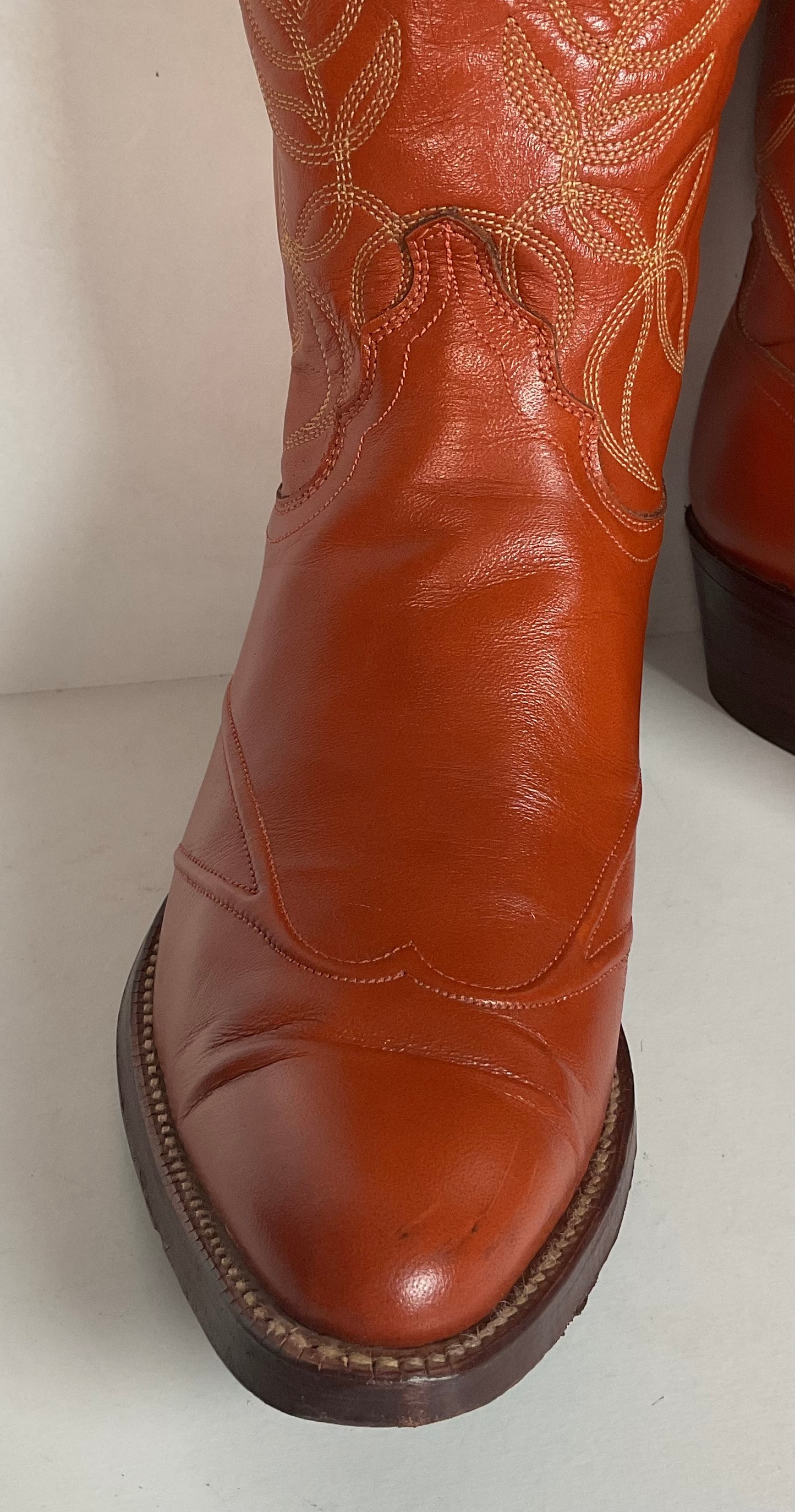 Vintage Justin Burnt Orange Cowgirl Boots 7 C USA Made