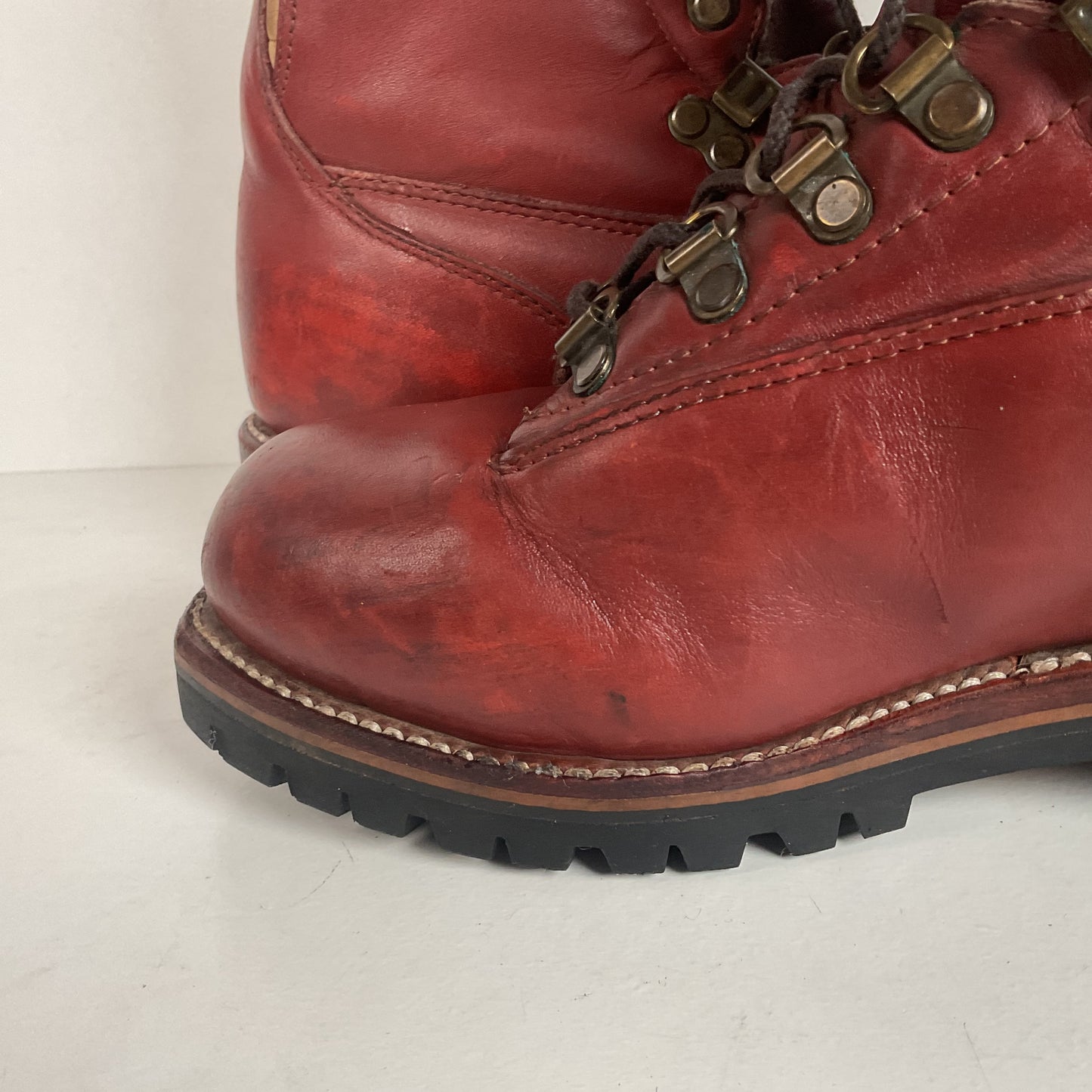 Chippewa Kush N’ Kollar Mountaineering Boots | Shearling | 6.5 E | Women’s 7.5