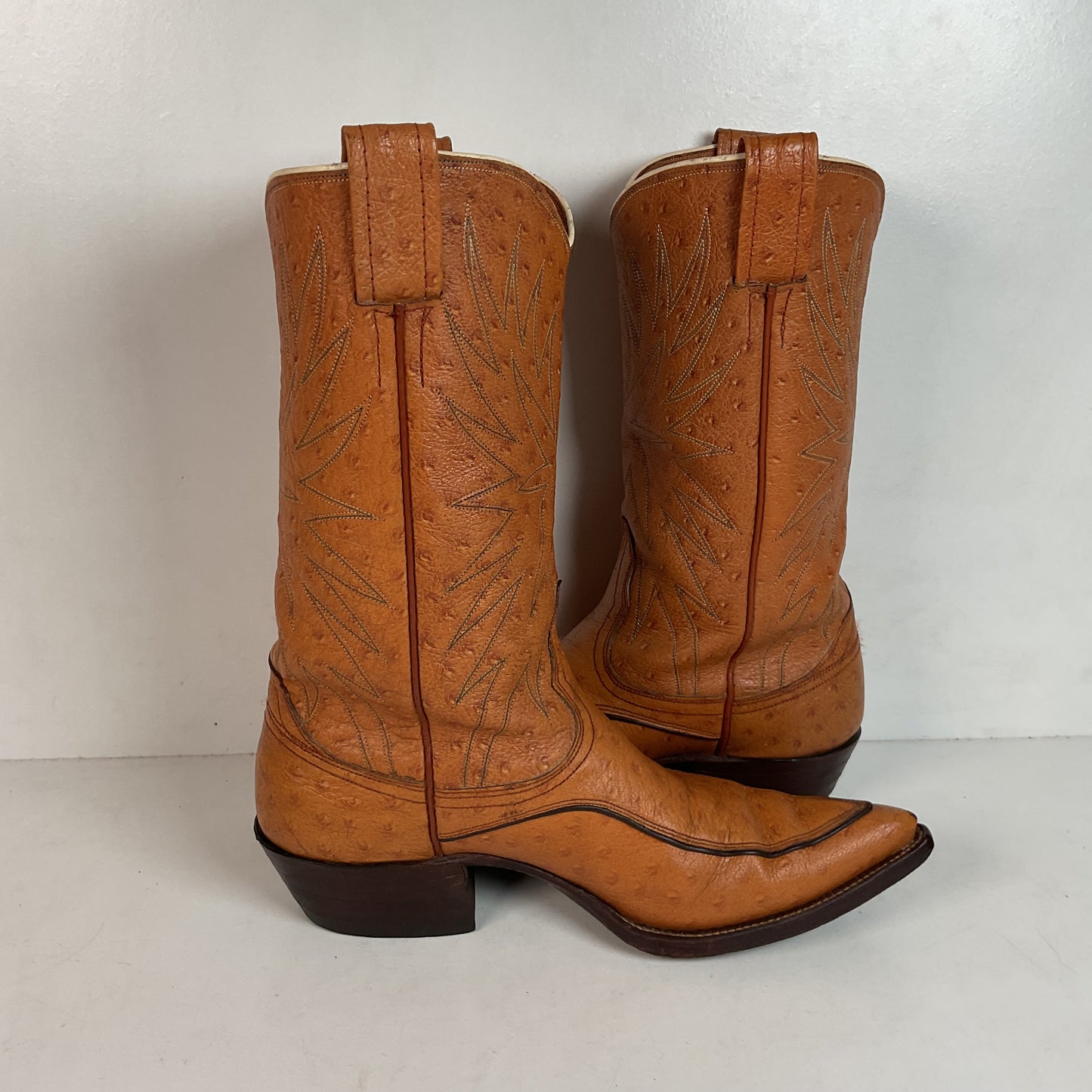 Vintage 1960s Nocona “The Astro” Cowboy Boots 9 D Full Ostrich Calf Exotic
