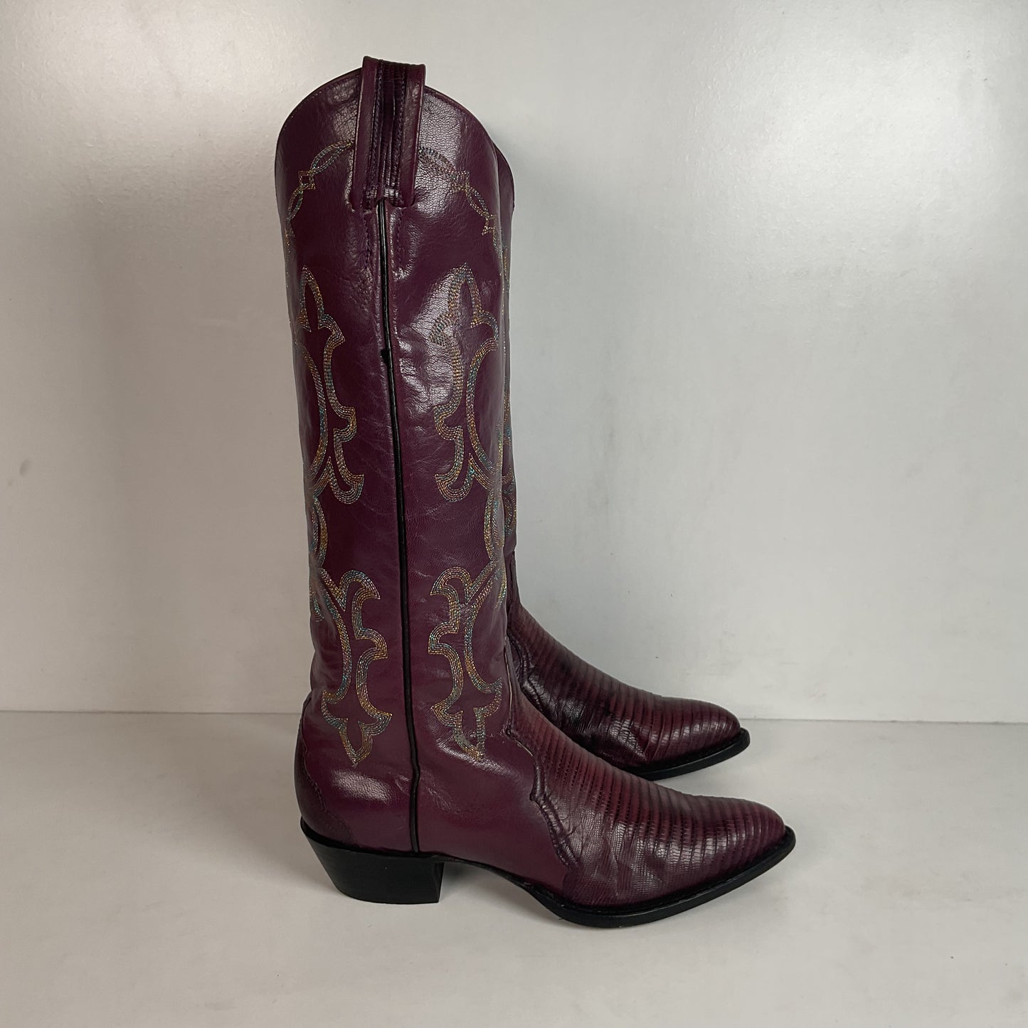 Vintage Larry Mahan Tall Purple Cowgirl Boots 8.5 B USA Made Lizard Teju