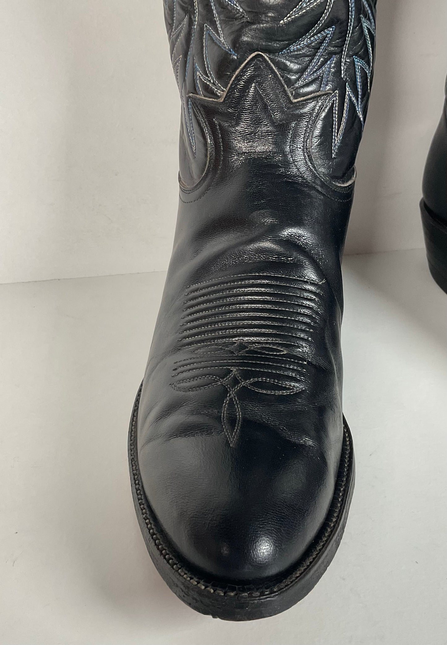 Vintage Tony Lama Cowboy Boots | Gold Label | Black | Extra Narrow | Men’s 11 A