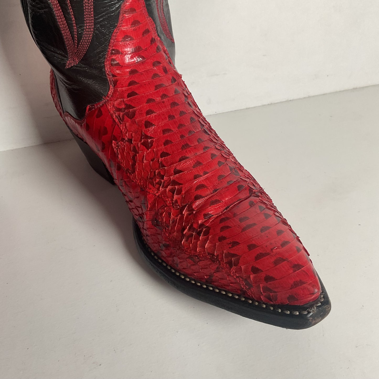 Tony Lama Tall Red Viper Snakeskin Cowgirl Boots 6 M Thieves Market