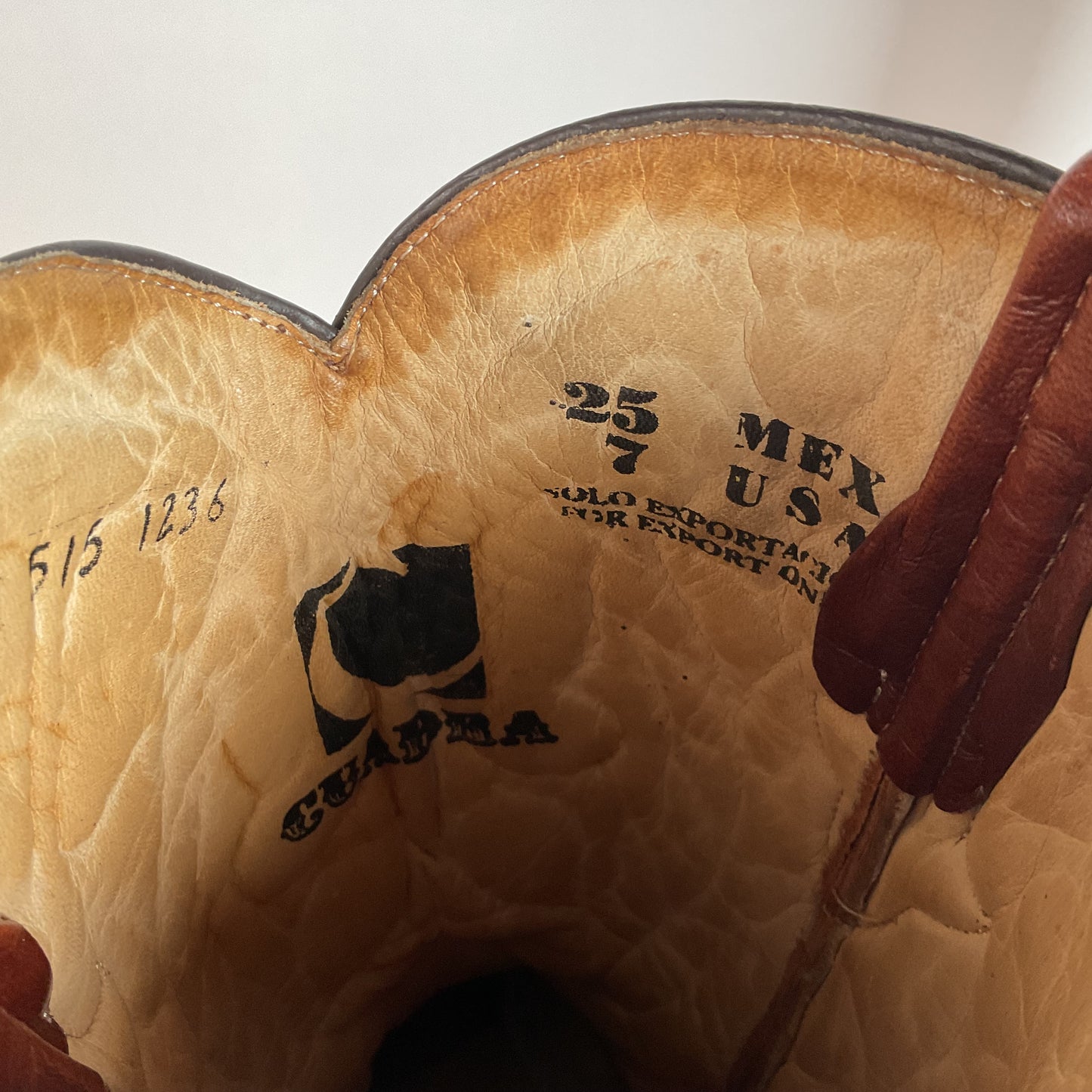 Cuadra Alligator Tail Cowgirl Boots | Butterfly Inlay | Men’s 7 | Women’s 8