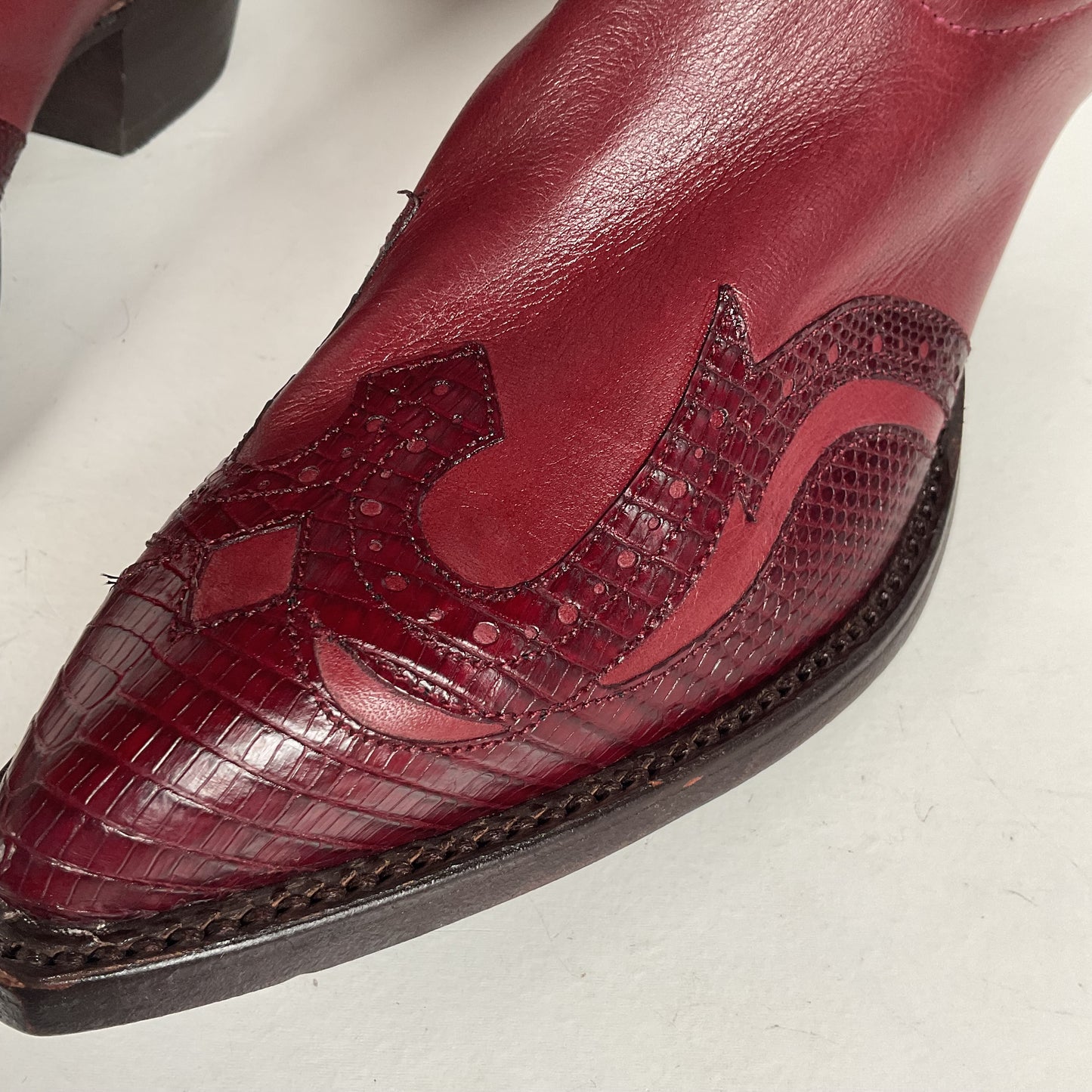 Tony Lama Lizard Wingtip Cowgirl Boots | Overlays | Cranberry | Women’s 6.5 M