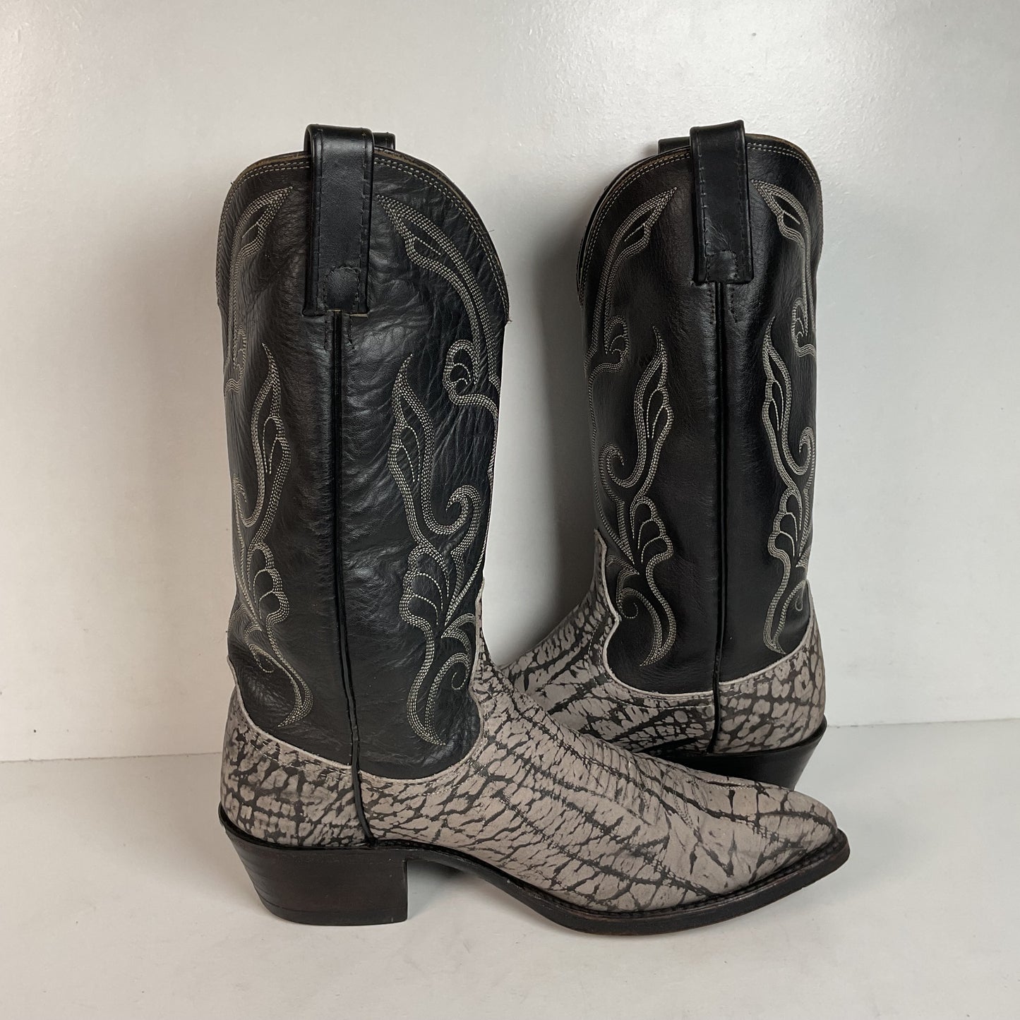 Vintage Dan Post Wildebeest Cowboy Boots 10 D USA Made Exotic
