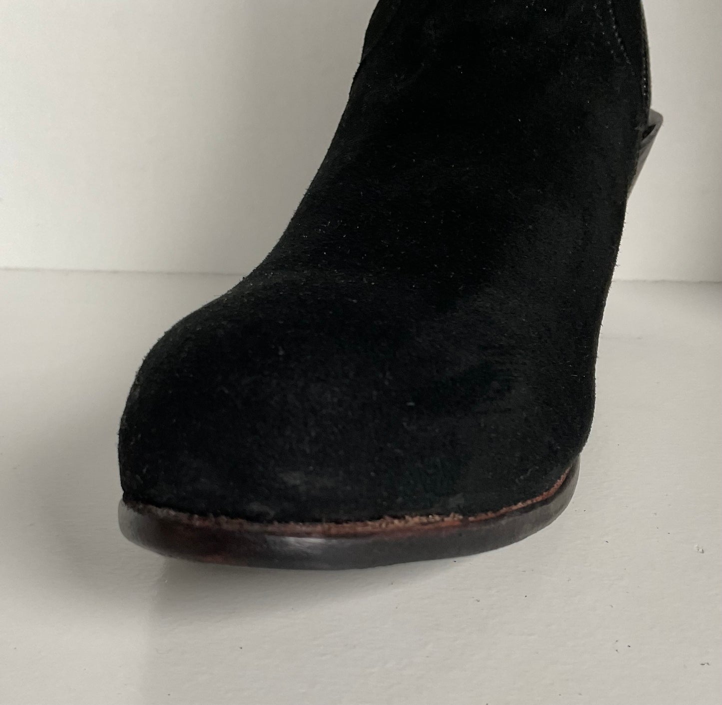 Lucchese Classics Handmade | Prototype Sock Booties | Nubuck Suede | Women’s 8 B