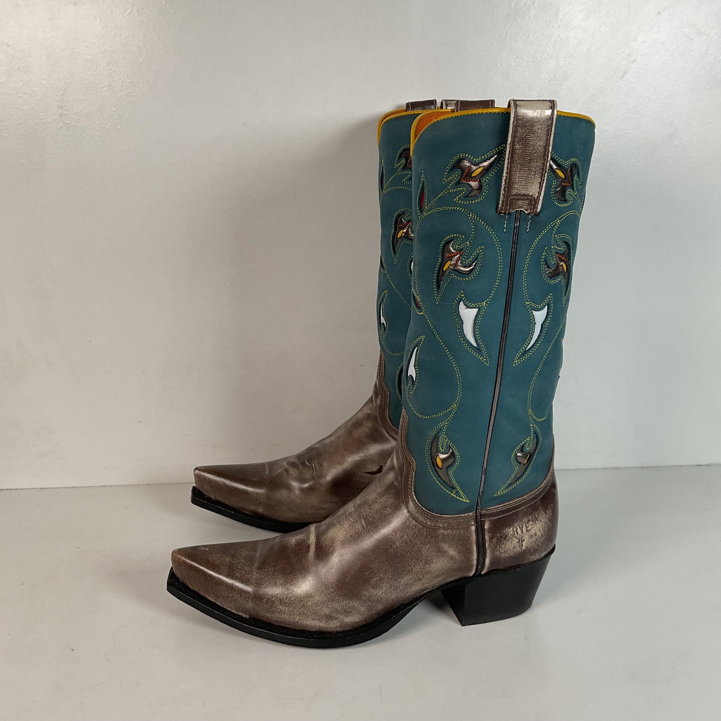 Frye Metallic Cowgirl Boots 7 M Tooled Inlay Snip Toe