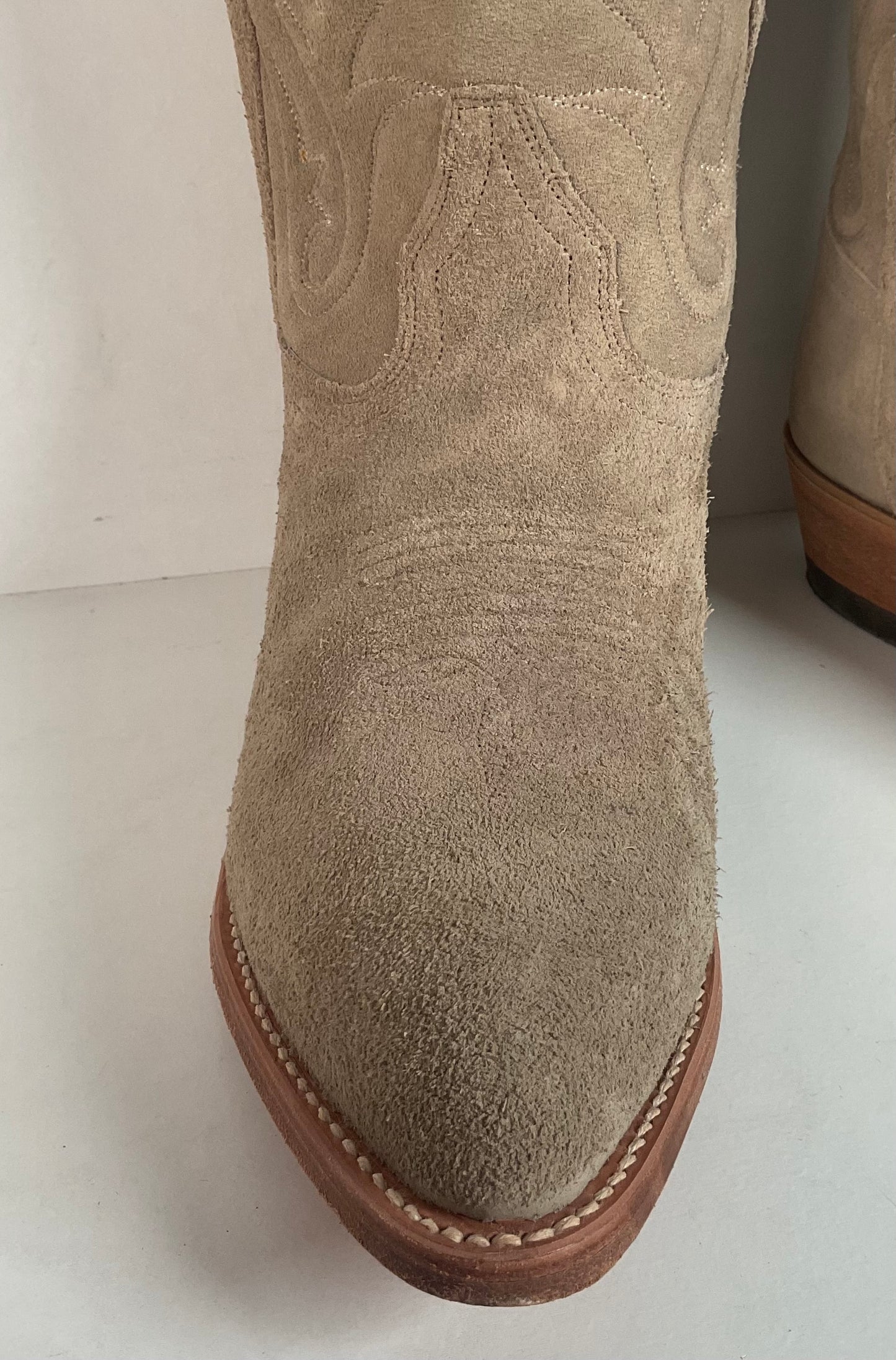Frye Bruce Suede Cowboy Boots | Rough Out | Women’s 10