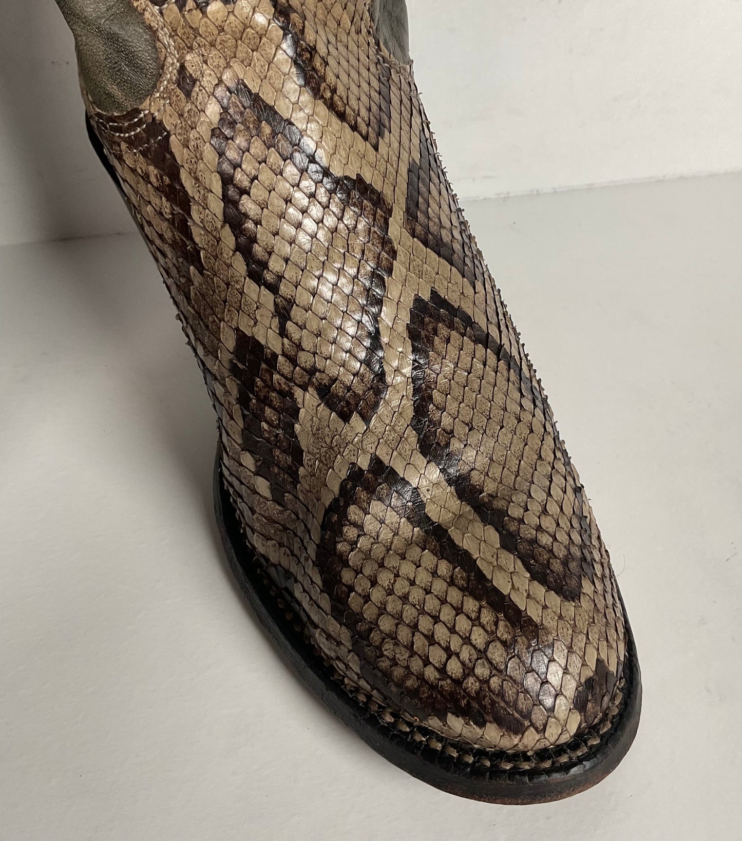 Vintage Justin Butterfly Cowgirl Boots | Snakeskin Inlay | USA Made | Women’s 5 B