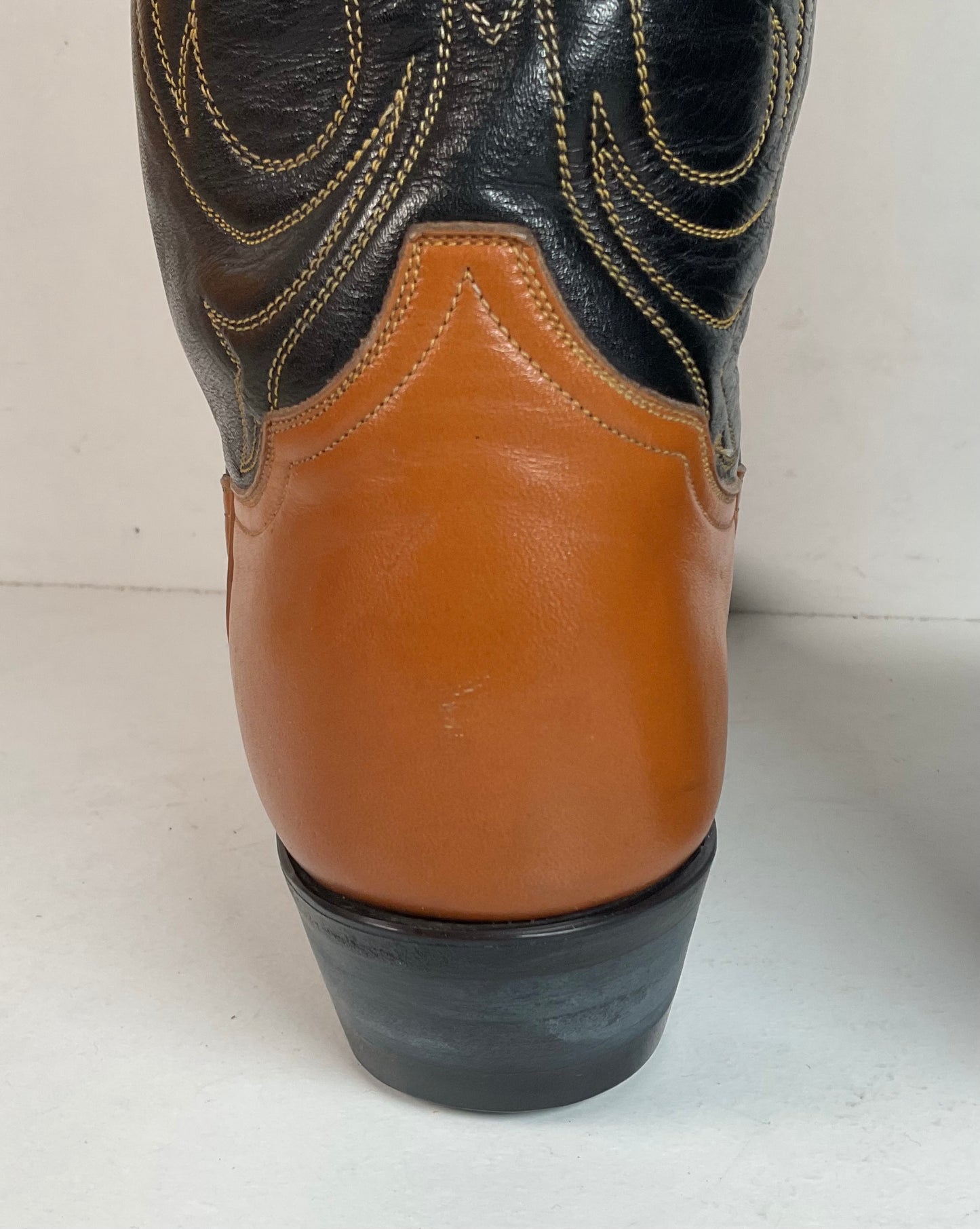 Vintage Tony Lama Longhorn Cowboy Boots | ￼Gold Label | Men’s 8.5 | Women’s 10