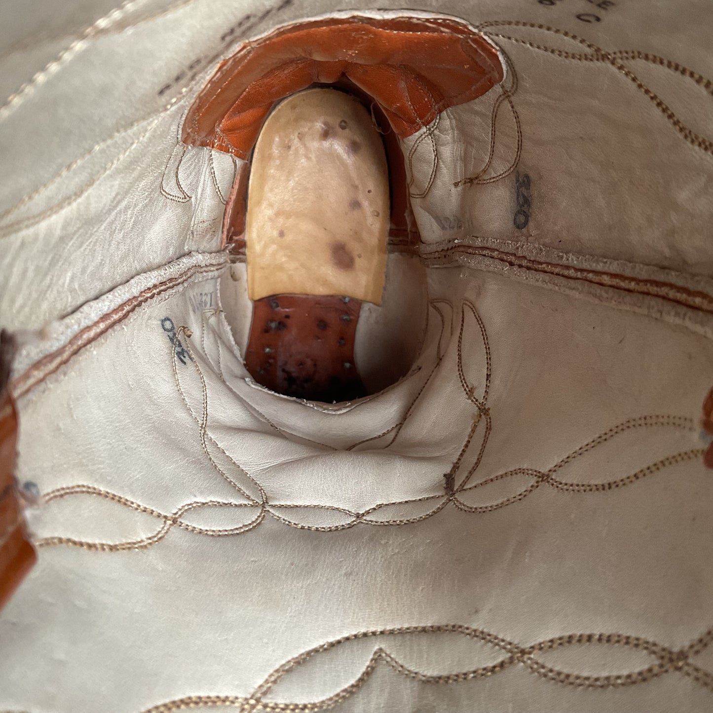 Vintage Tony Lama Patent Leather Cowgirl Boots Men’s 6 | Women’s 7 Gold Label