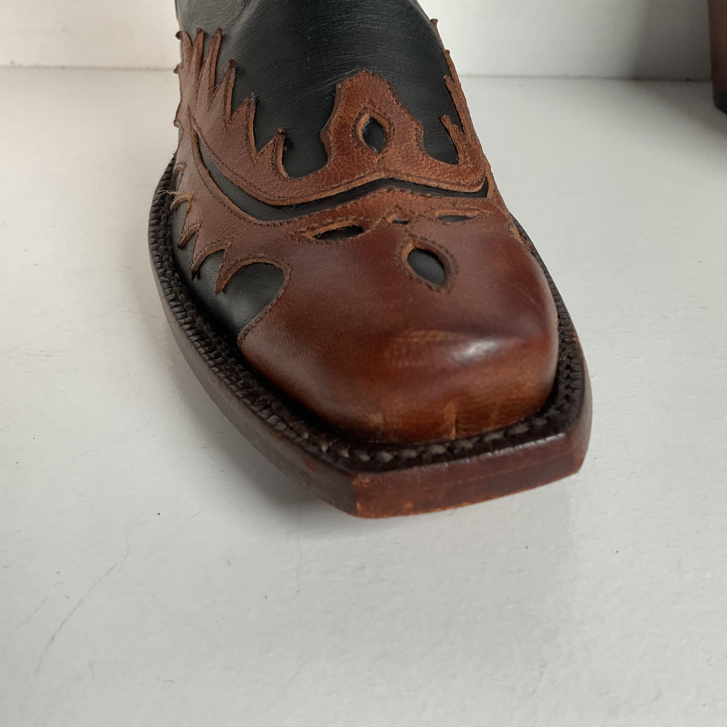 Lucchese Classics Handmade Tooled Cowgirl Boots 6.5 B Pee Wee Style