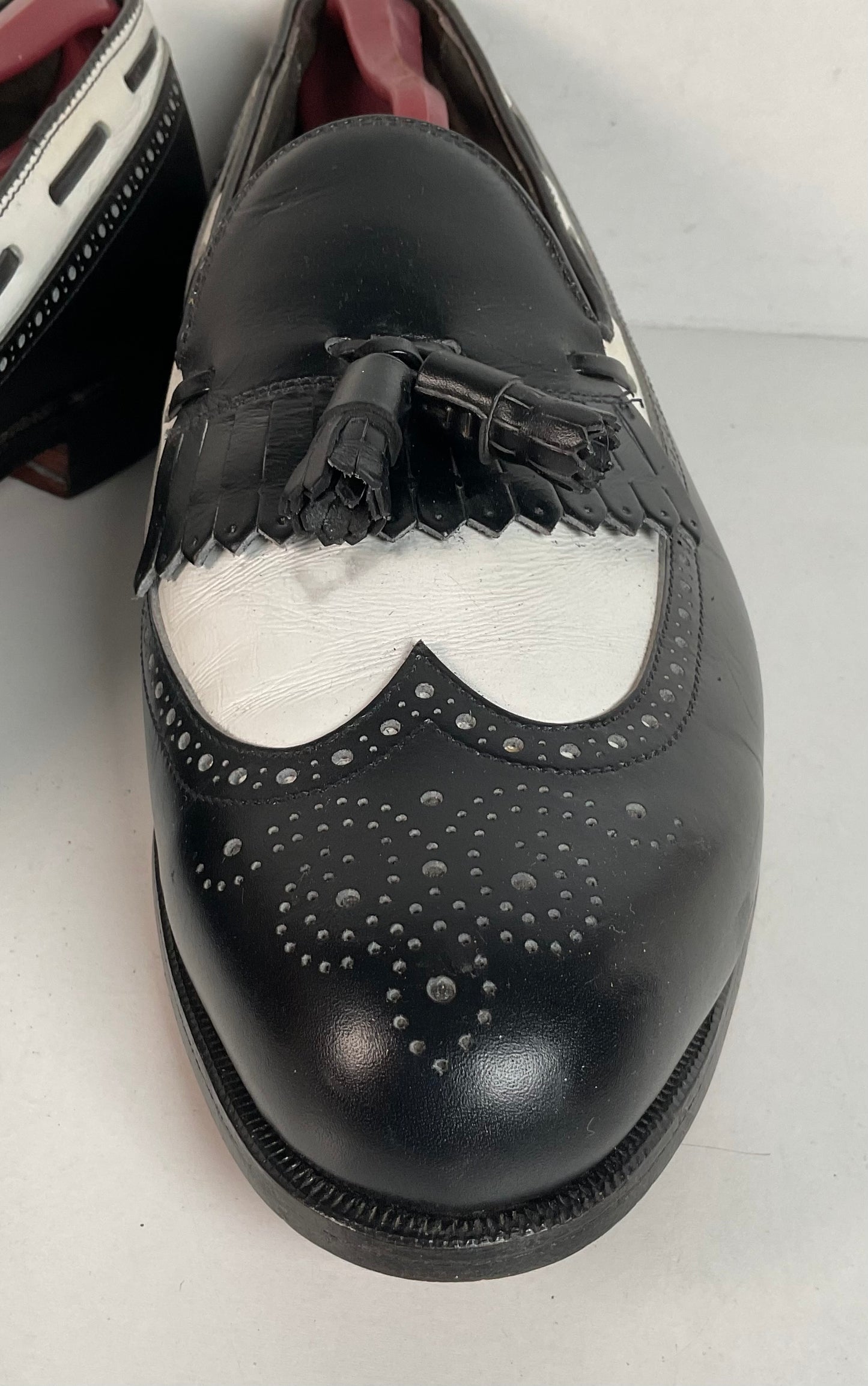 Vintage Footjoy Kiltie Tassel Loafers | Spectators | USA Made | Men’s 9 E