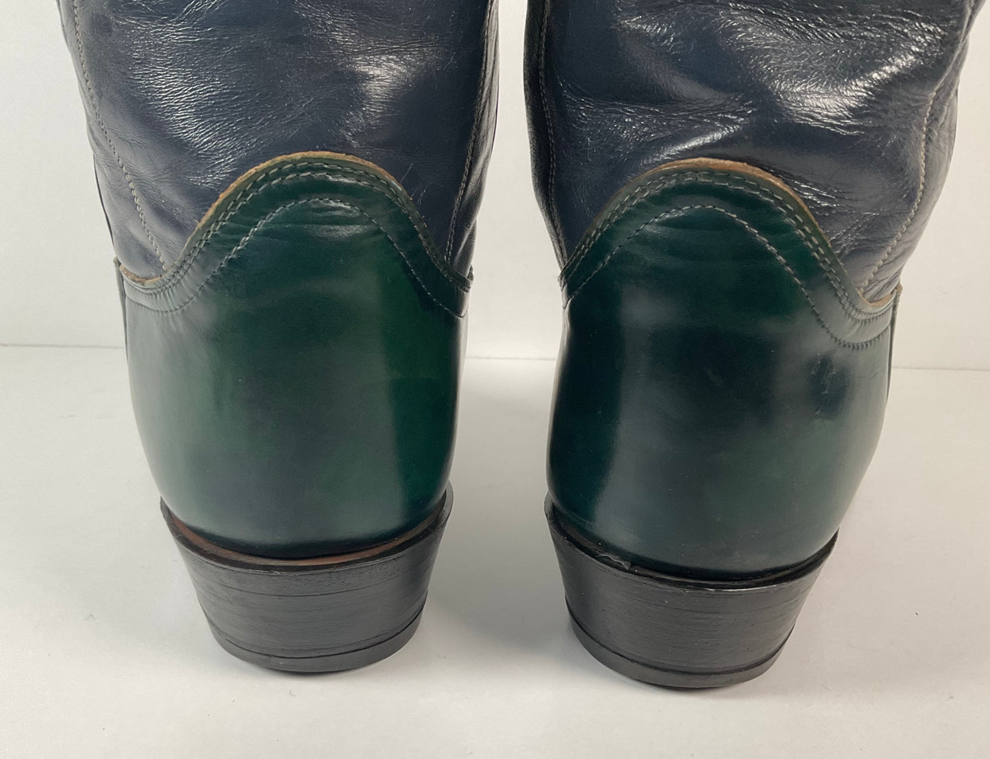 Vintage 1960s Tony Lama Emerald Green Cowboy Boots 10 E Distressed Gold Label