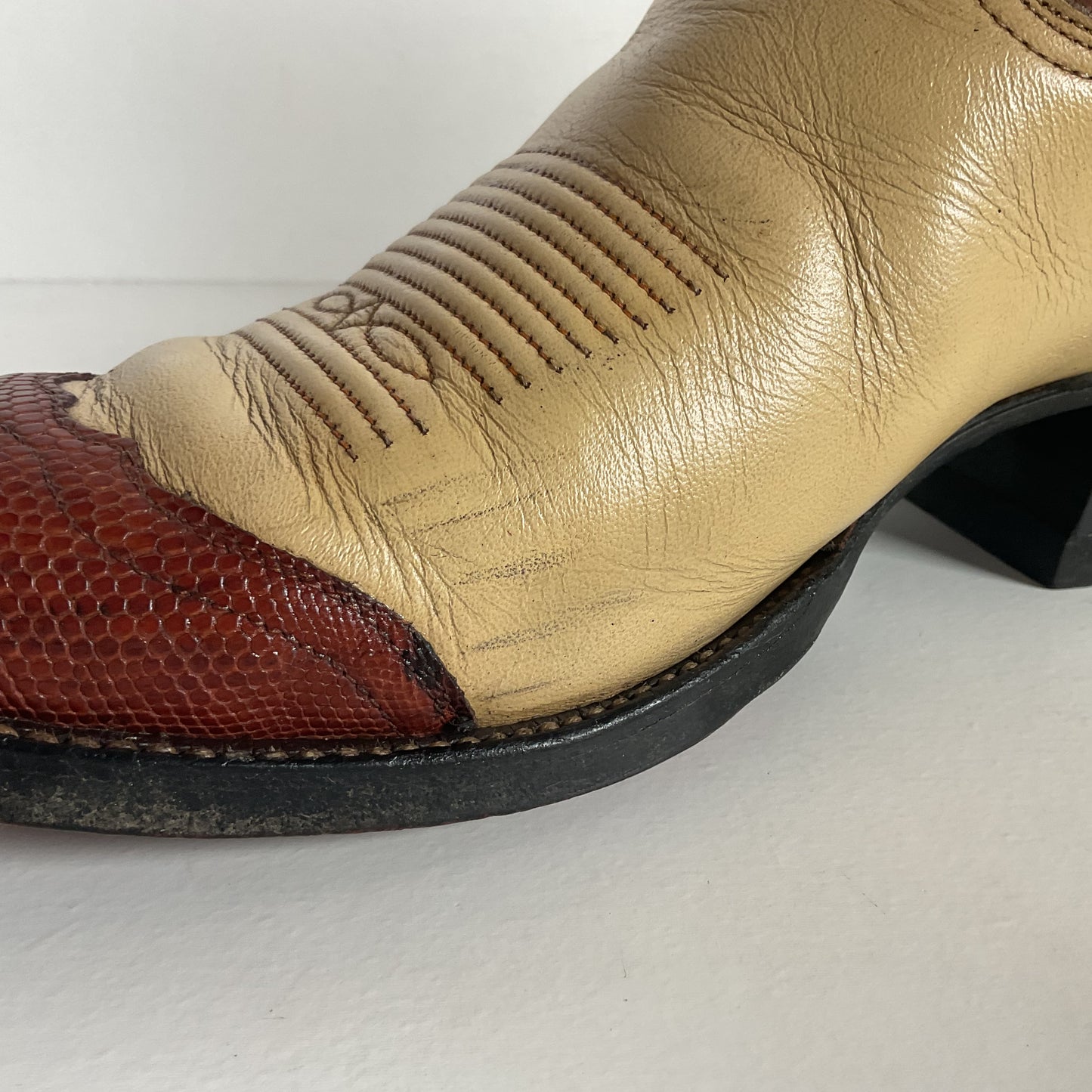 Vintage Tony Lama Urban Cowboy Boots | Lizard Wingtip | Gold Label | Men’s 9 B