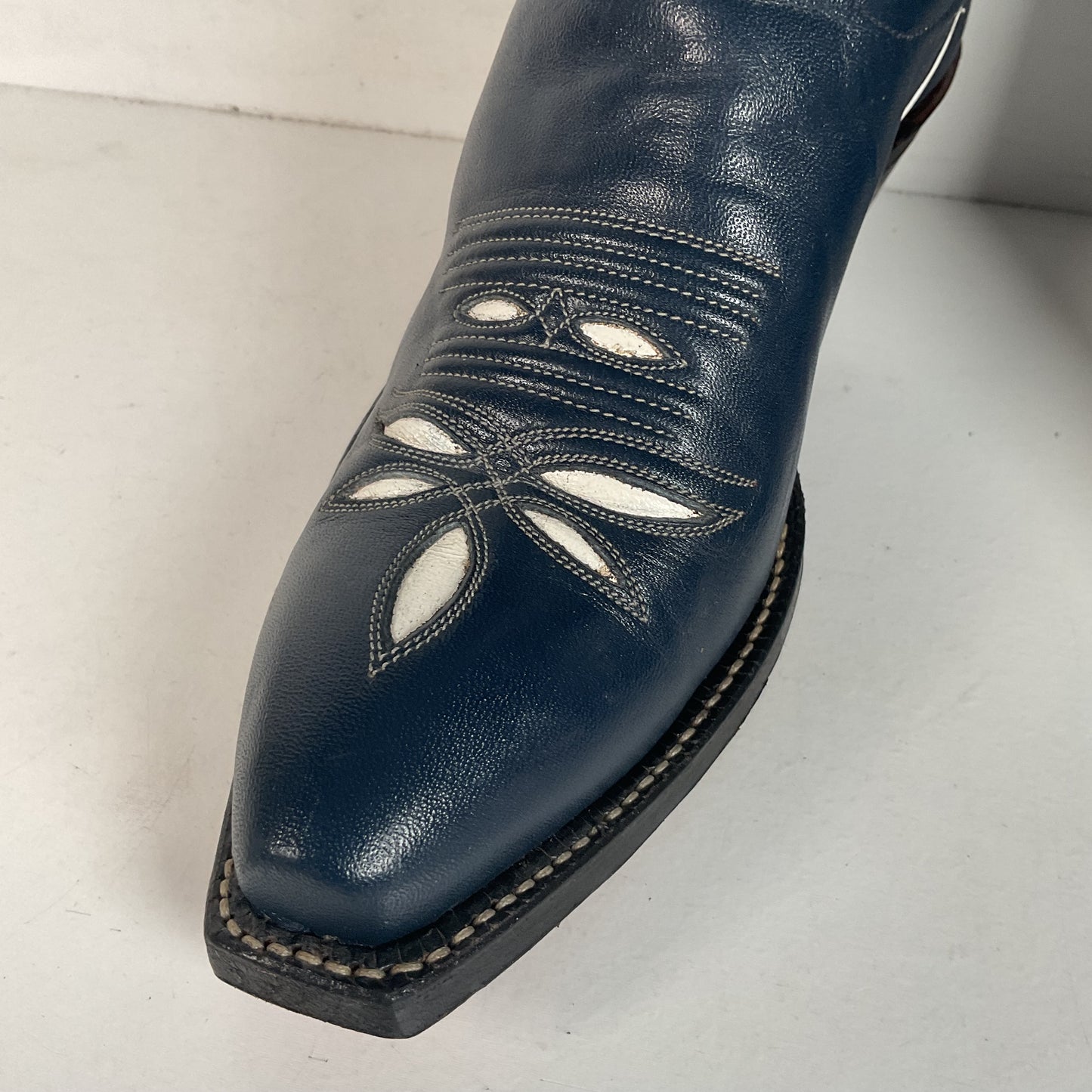 Vintage Tony Lama Blue Tooled Cowboy Boots Men’s 7 D | Women’s 8 Gold Label