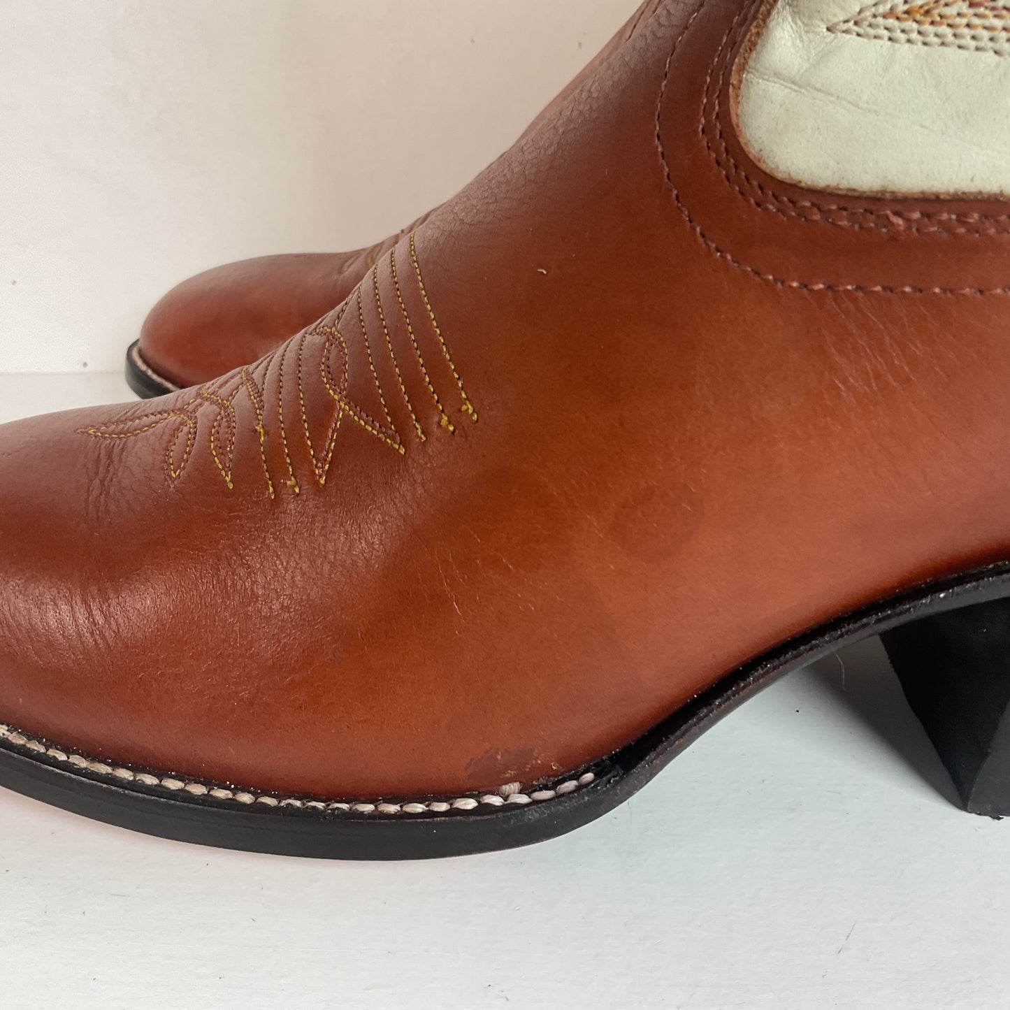 Hondo Calfskin Leather Cowgirl Boots 10 B White Upper