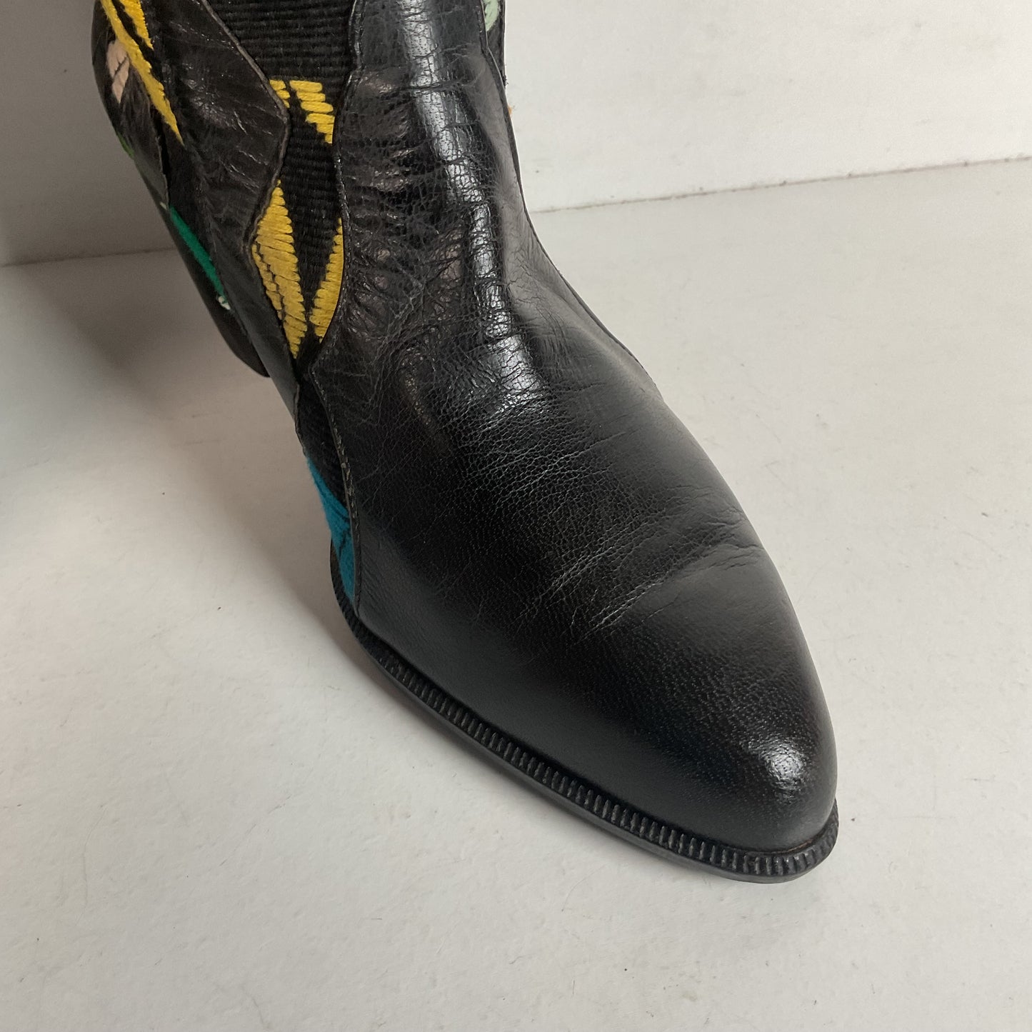 Tony Lama’s Hyer Cowgirl Boots 8 C Southwestern Aztec Woven Inlays