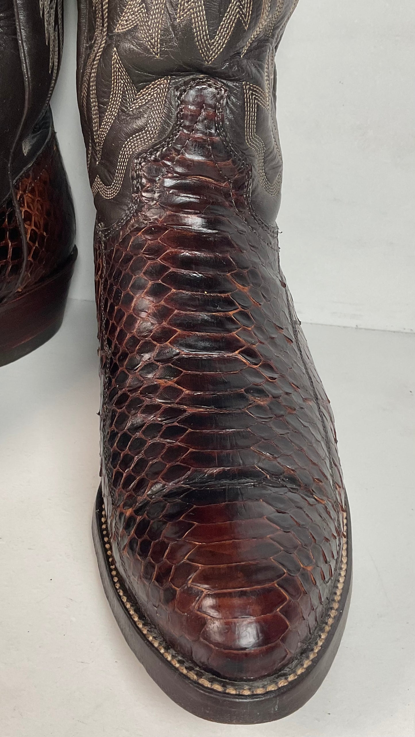 Vintage Texas Imperial Cowboy Boots 9.5 D Python Snakeskin Back Cut