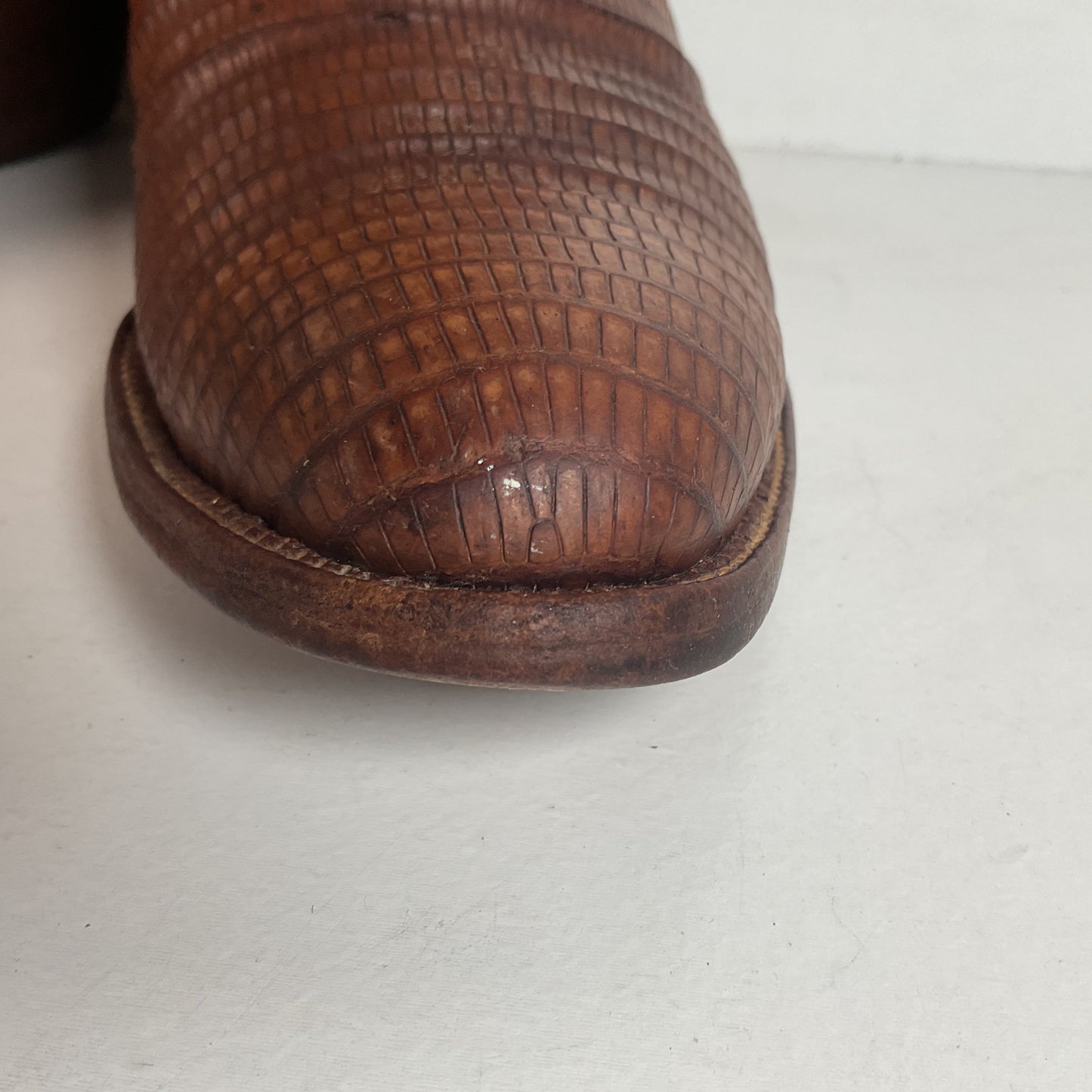 Vintage Lucchese San Antonio Lizard Teju Cowboy Boots 9.5 B