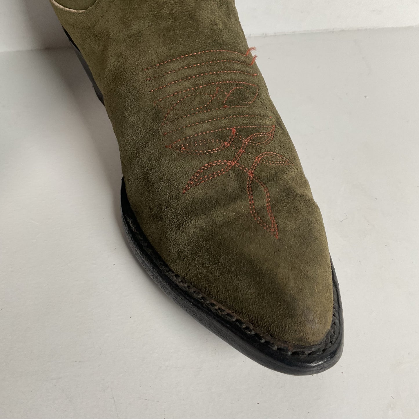 Vintage Hyer Cowboy Boots | 1980s | Olive Green Suede | Women’s 6.5 B
