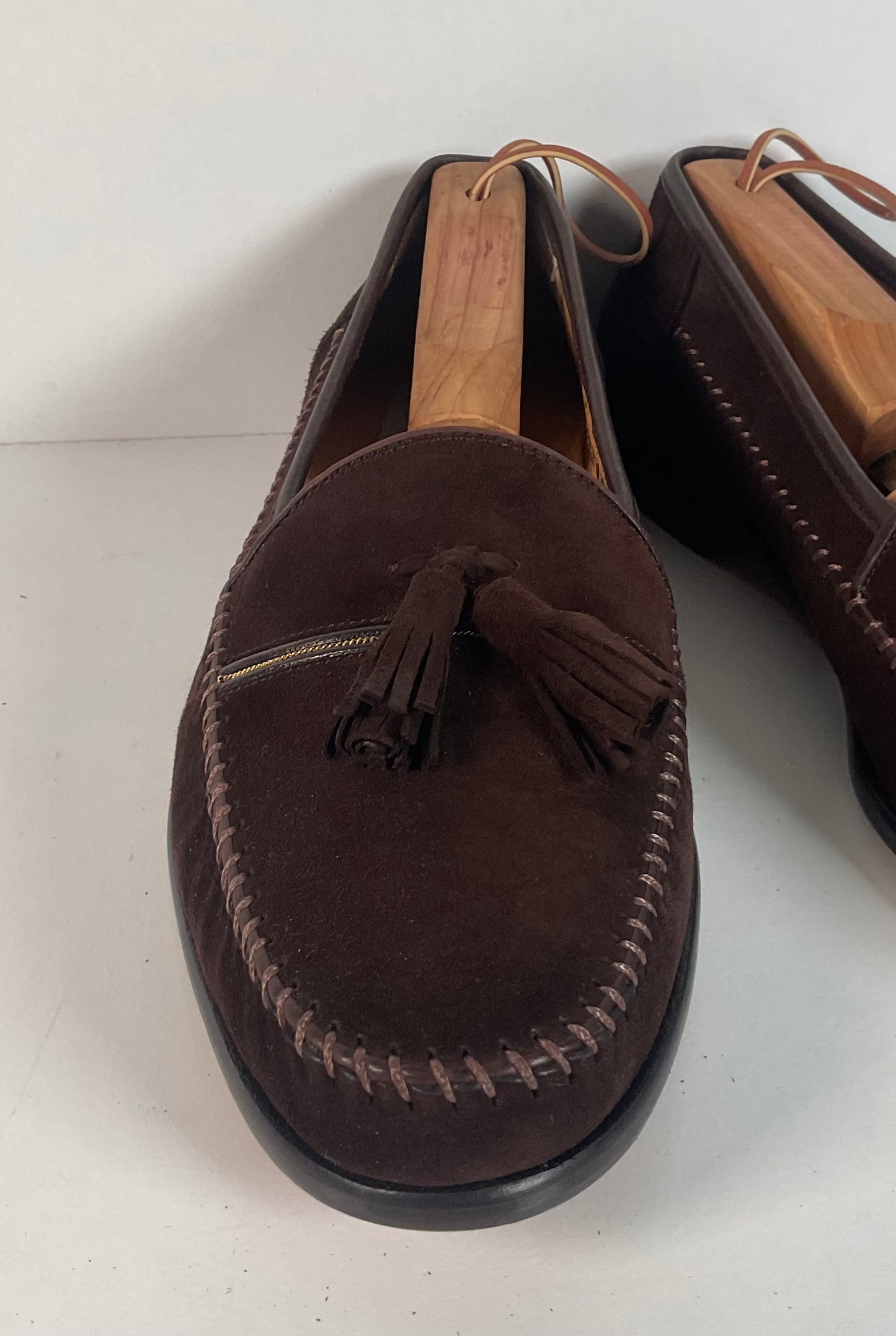 Magnanni Suede Tassel Loafers | Chocolate Brown | 10.5 M