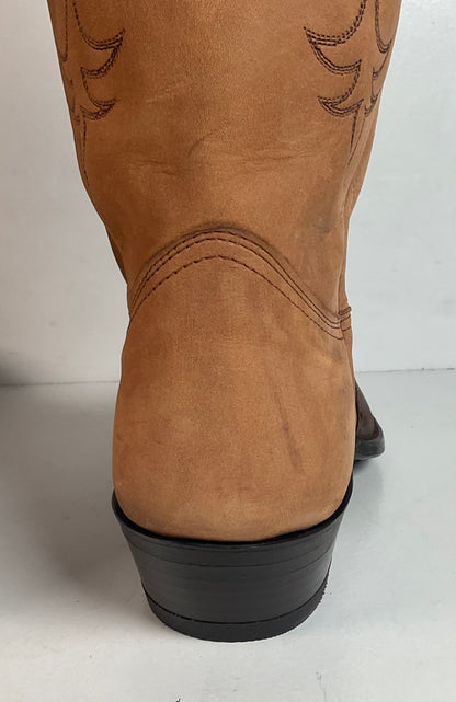 Nocona Wildebeest Wingtip Cowboy Boots Men’s 8.5 D USA Made Exotic Suede
