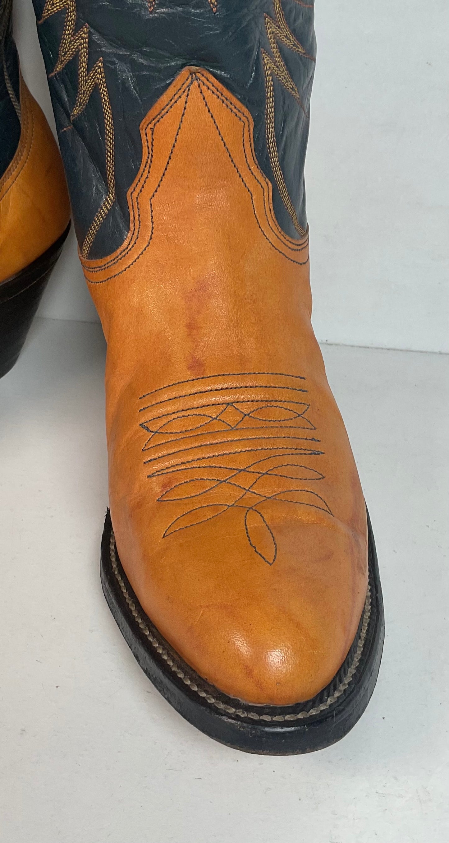 Vintage Nocona Butterscotch Cowgirl Boots 7 B USA Made