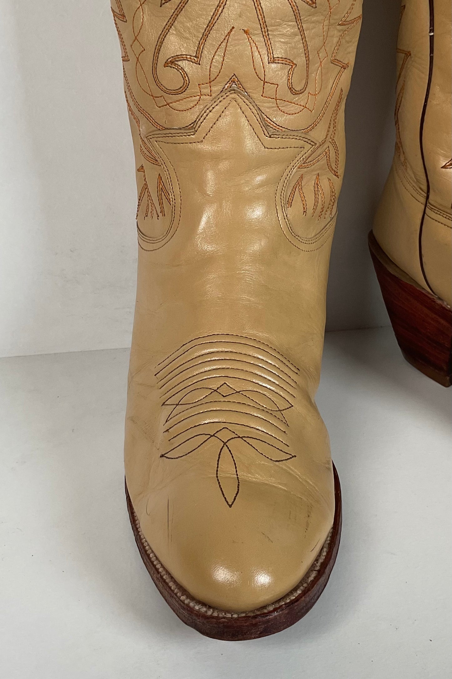 Vintage Siete Leguas Cowboy Boots | 1970s | Blonde Calfskin | Men’s 10 EE