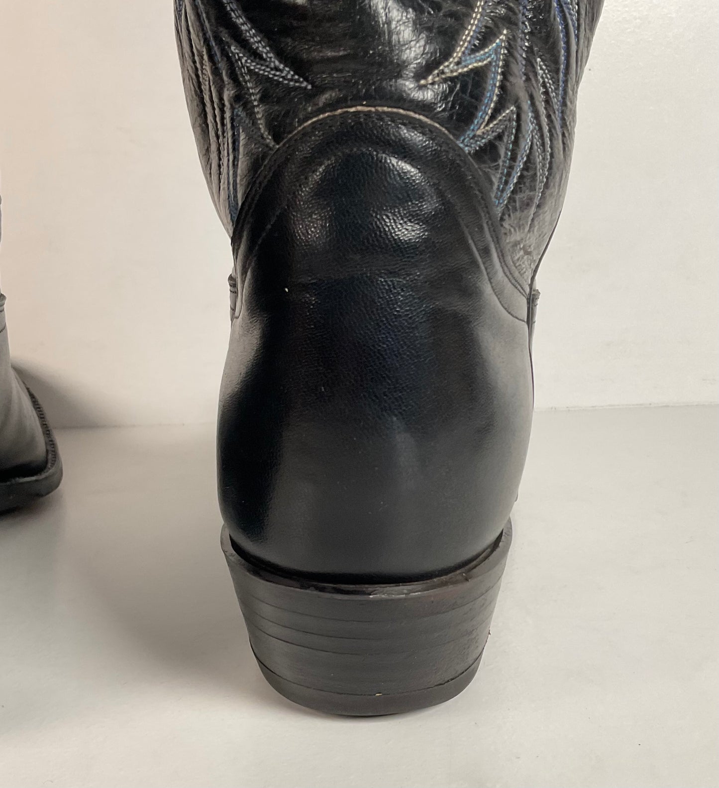 Vintage Tony Lama Cowboy Boots | Gold Label | Black | Extra Narrow | Men’s 11 A