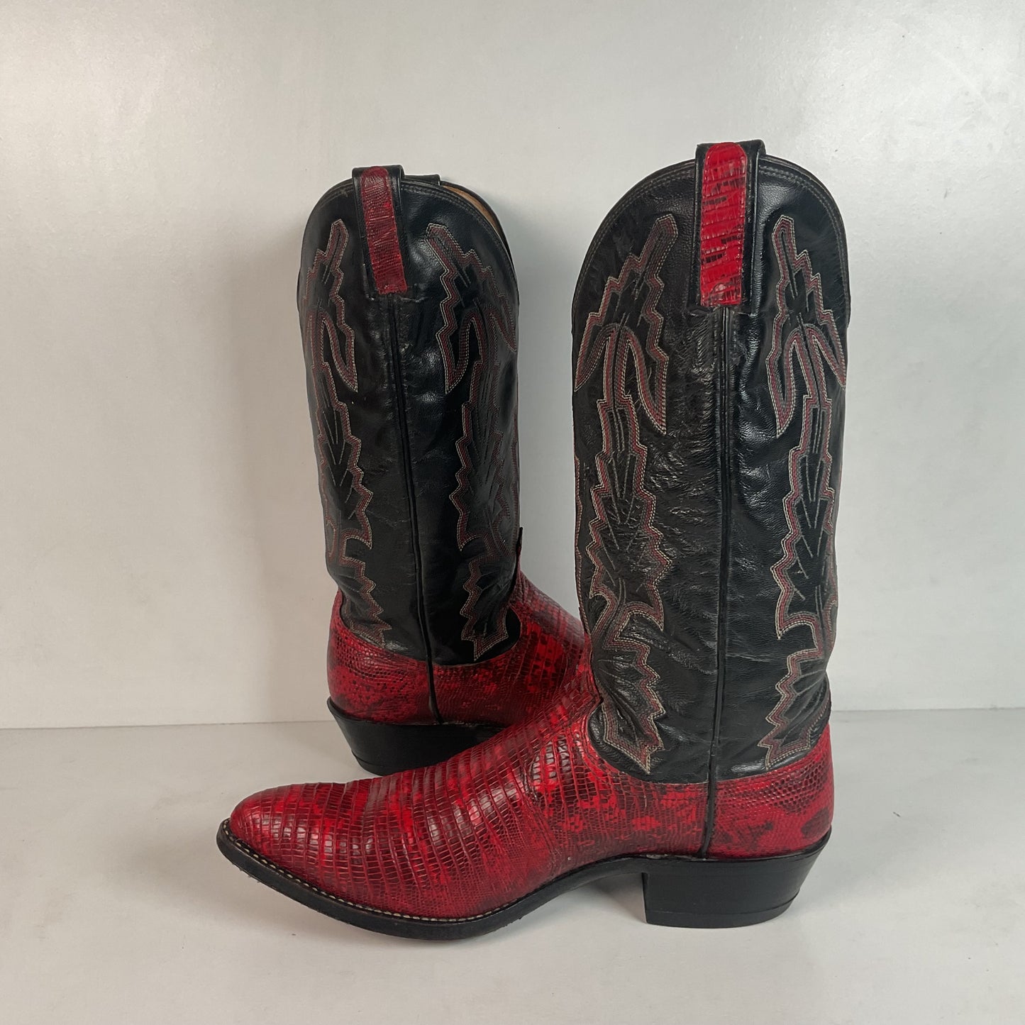 Vintage Dan Post Red Teju Lizard Cowboy Boots  9 D USA Natural Cut