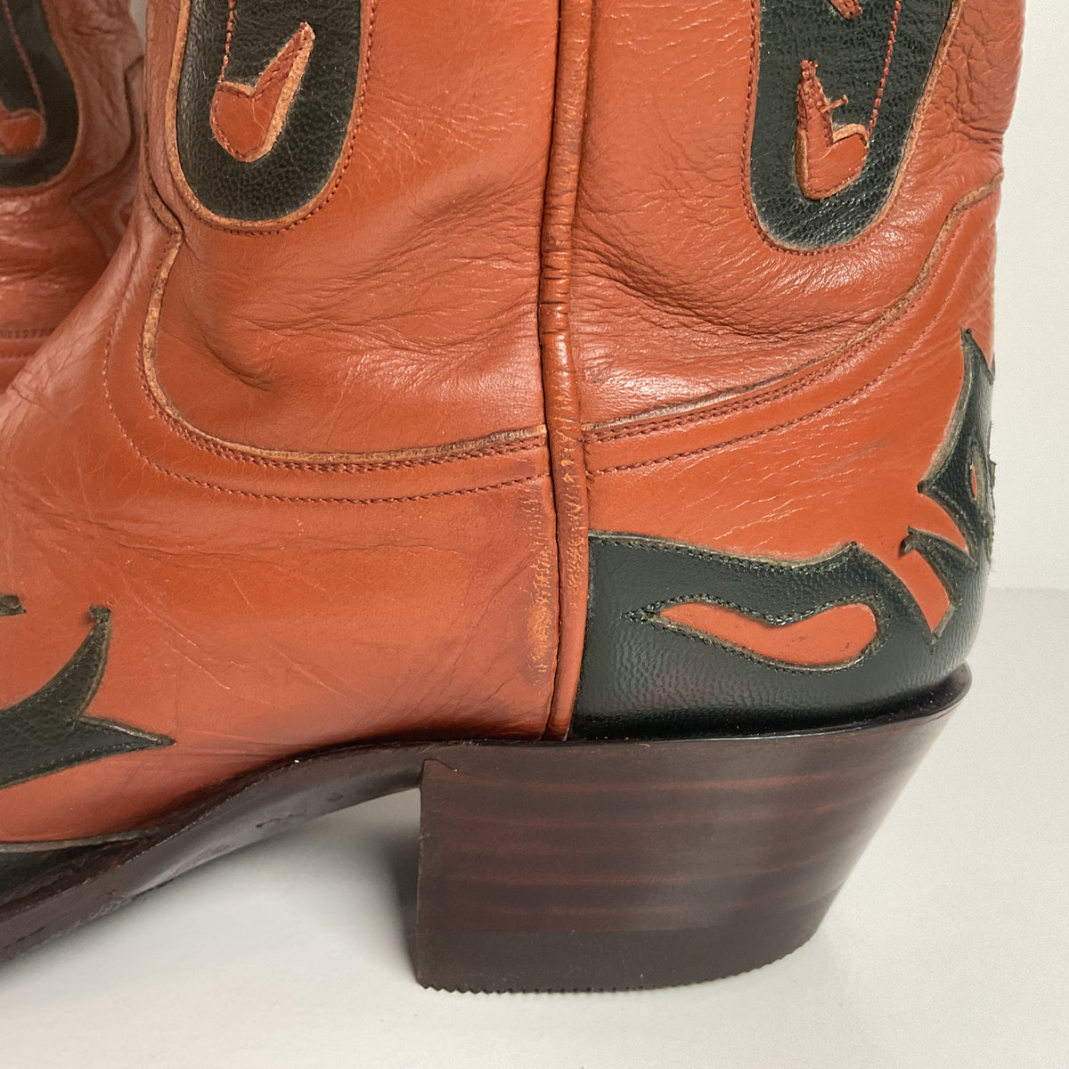 Vintage Caboots Wingtip Cowboy Boots | Tooled Inlays | Men’s 8 | Women’s 9
