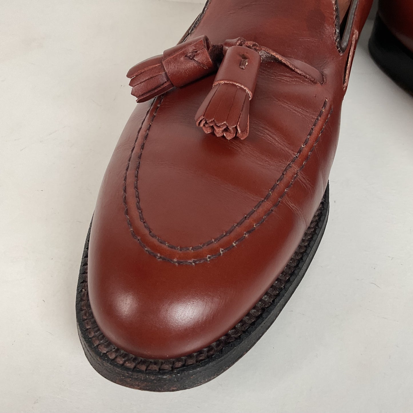 Alden Tassel Moccasin Loafer | Walnut Calfskin | Extra Narrow | 11 A