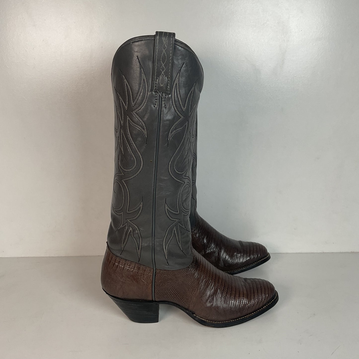 Vintage J Chisholm Grey Tall Cowgirl Boots 8 M Lizard Vamp USA Made