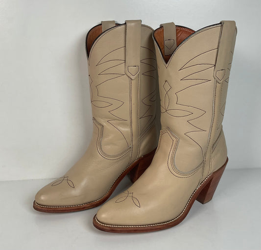 Vintage Frye Cowgirl Boots | Original Box | Alabaster | Women’s 8 B