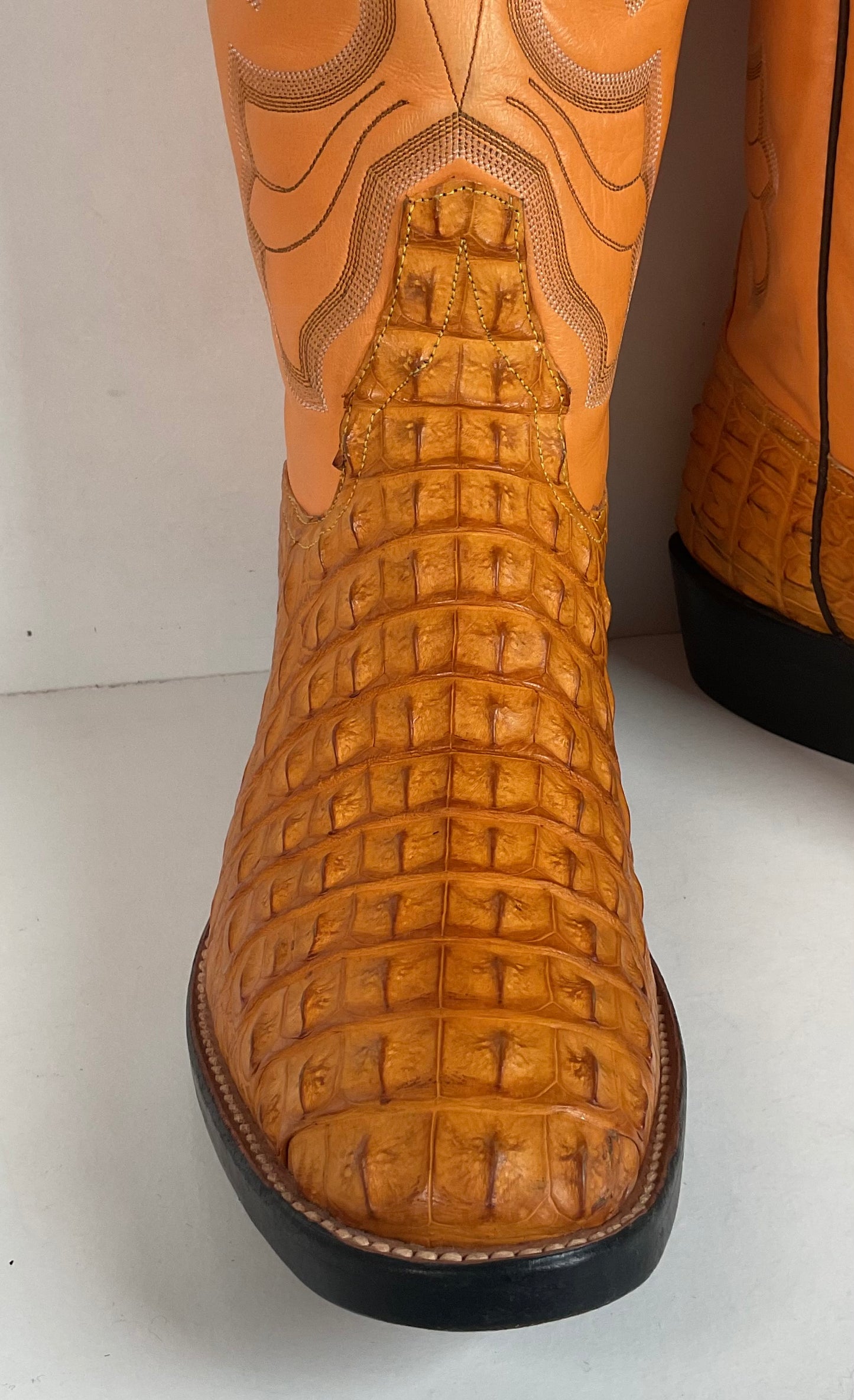 Rios Of Mercedes Hornback Caiman Cowboy Boots 10 C  Butterscotch Exotic