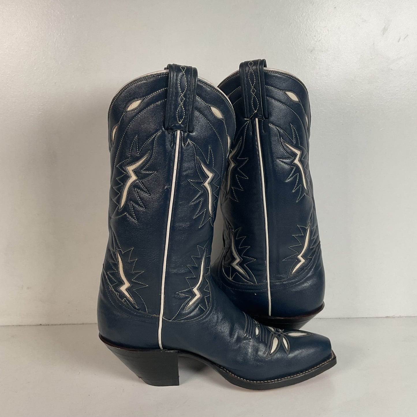 Vintage Tony Lama Blue Tooled Cowboy Boots Men’s 7 D | Women’s 8 Gold Label