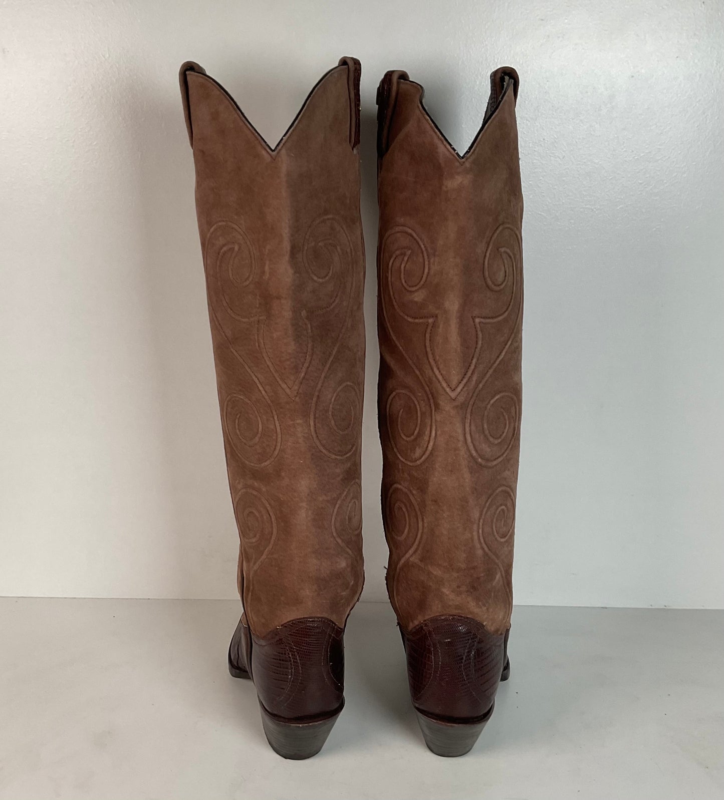 Vintage Larry Mahan Teju Lizard Cowgirl Boots | Pig Skin Suede Shaft | 6.5 B