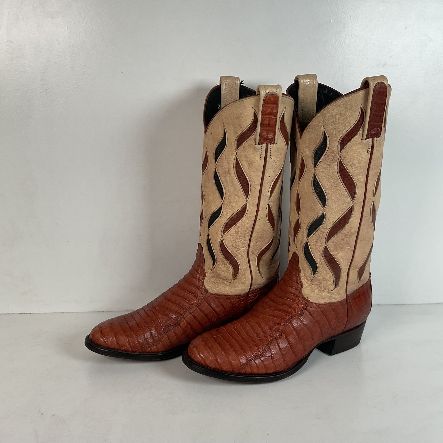 Tony Lama Royal Caiman Cowgirl Boots 7.5 M Belly Cut Tooled