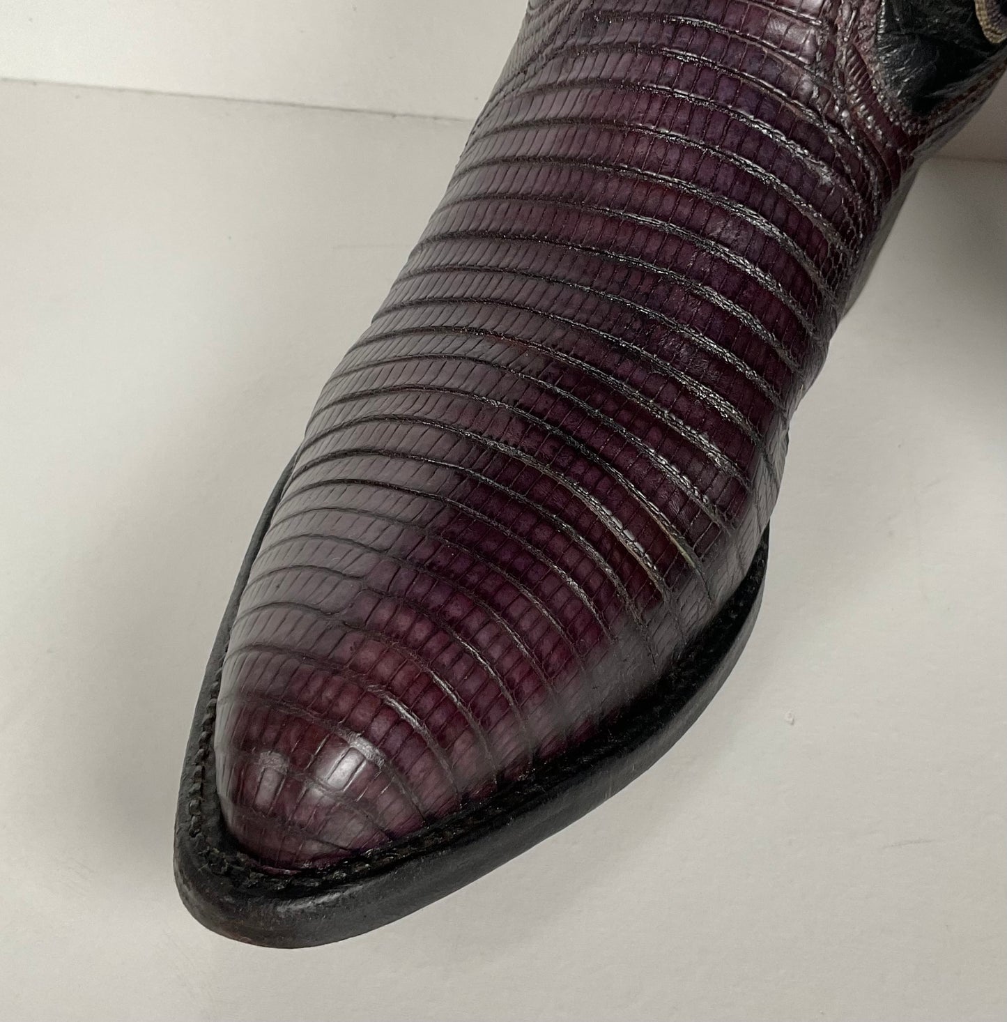 Vintage Larry Mahan Teju Lizard Cowgirl Boots | Purple | Women’s 7.5 B