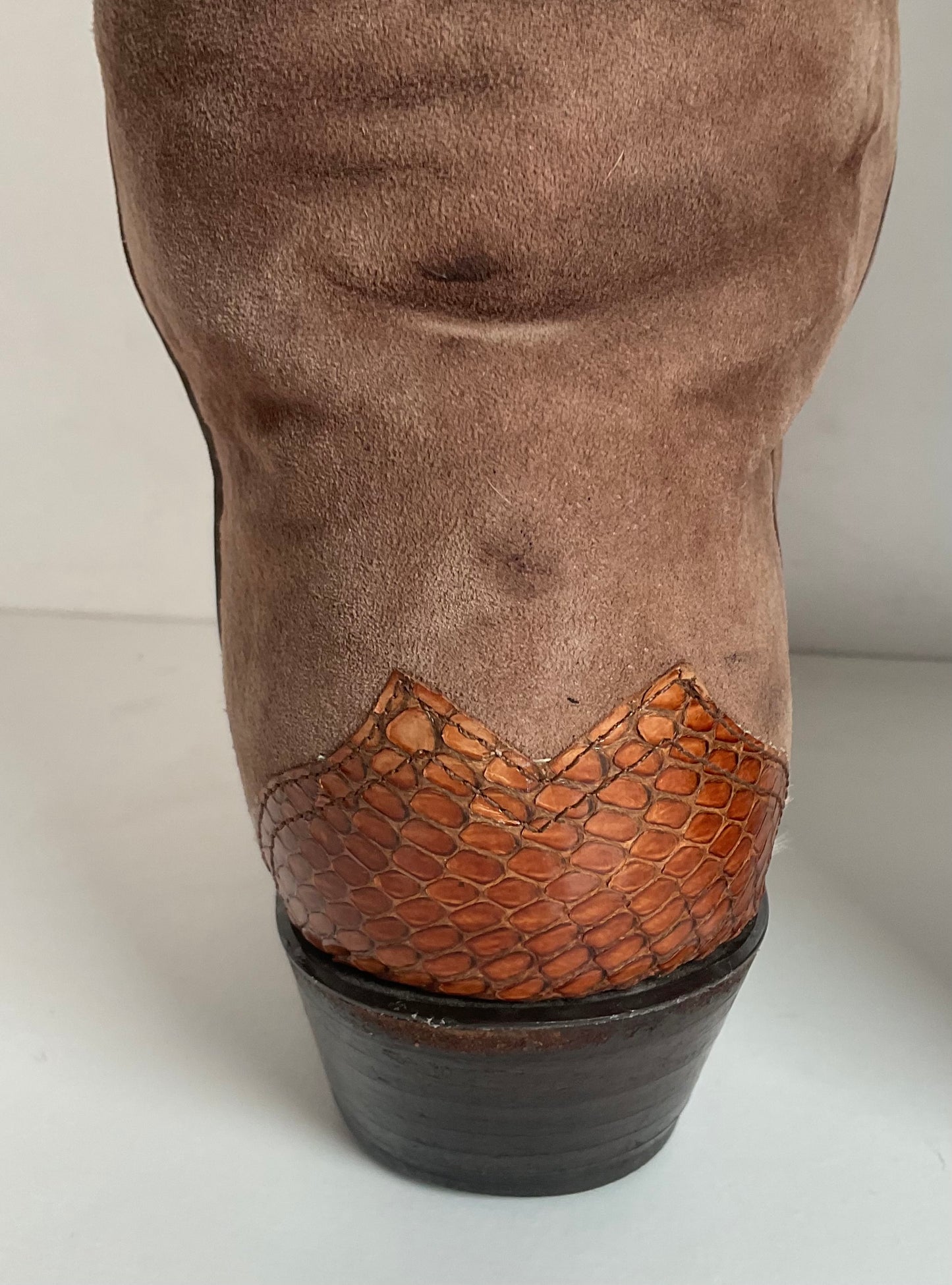 Vintage Larry Mahan Tall Cowgirl Boots 7 B Tooled Snakeskin Inlay